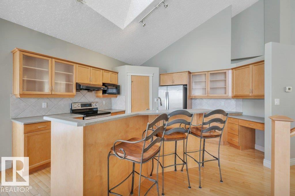 Photo 19 at 877 Nottingham Boulevard, Nottingham, Sherwood Park