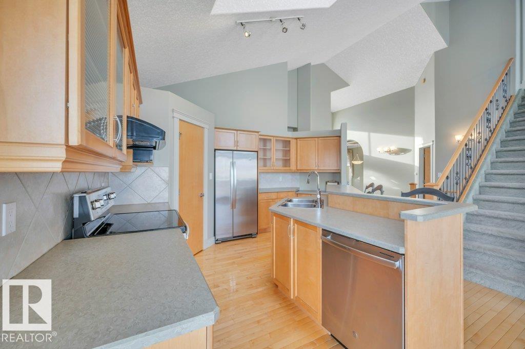 Photo 20 at 877 Nottingham Boulevard, Nottingham, Sherwood Park