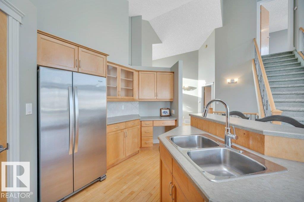 Photo 21 at 877 Nottingham Boulevard, Nottingham, Sherwood Park