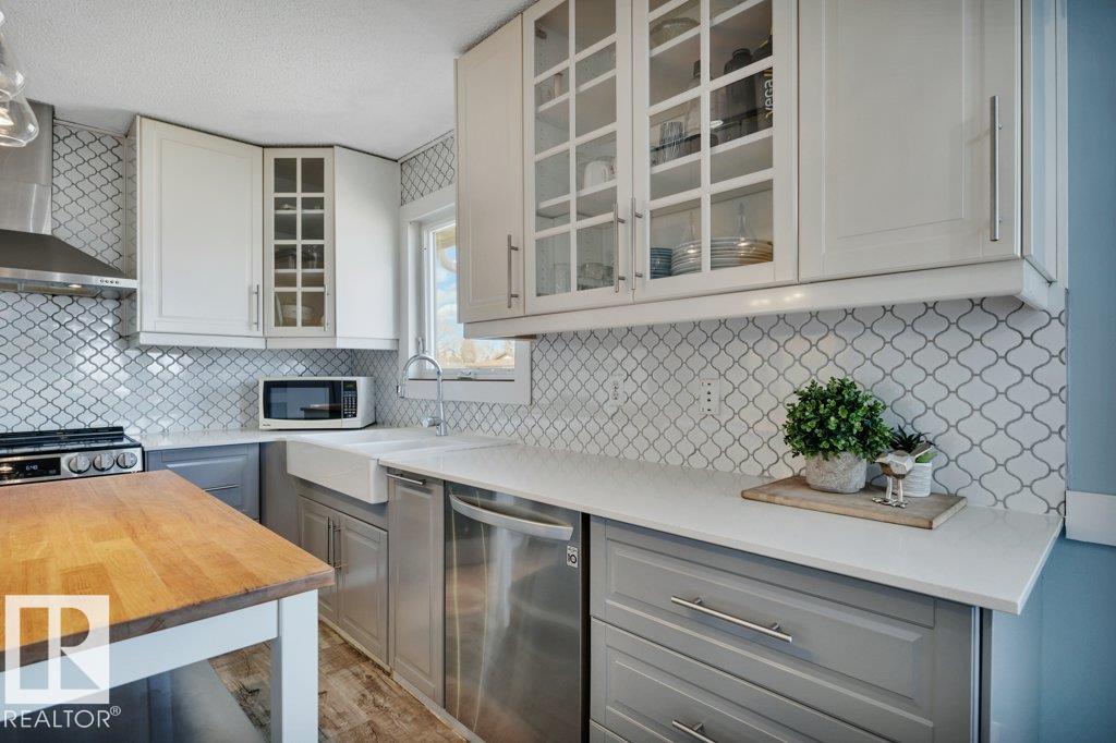 Photo 15 at 4002 42b Avenue, South Park, Leduc