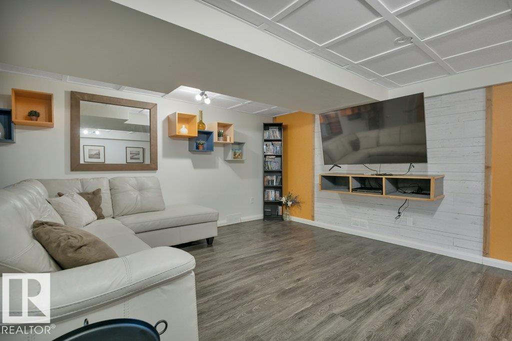 Photo 32 at 4002 42b Avenue, South Park, Leduc