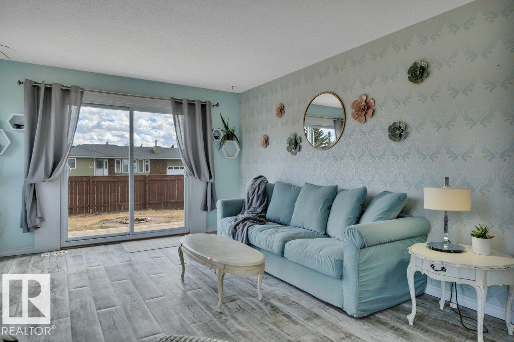 Photo 9 at 4002 42b Avenue, South Park, Leduc