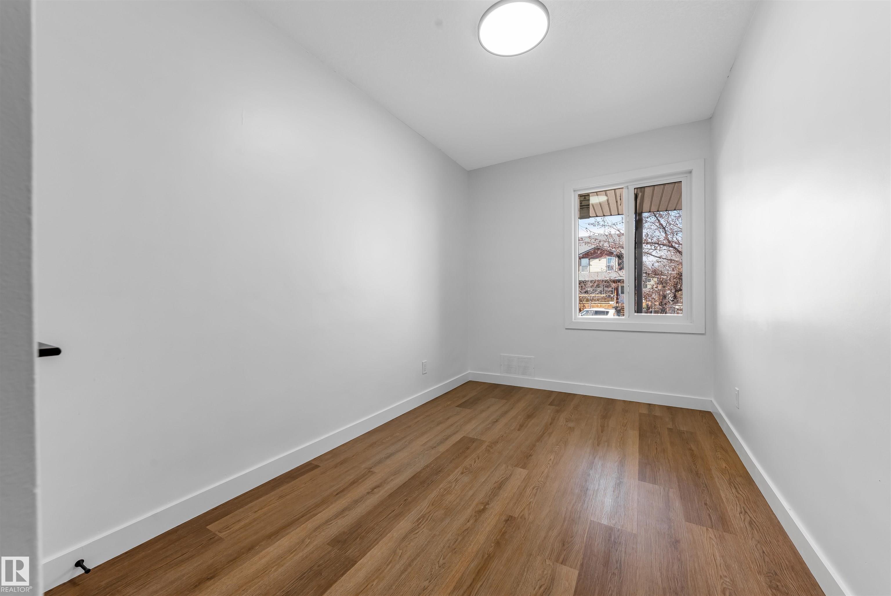 Photo 14 at 12033 54 Street NW, Newton, Edmonton