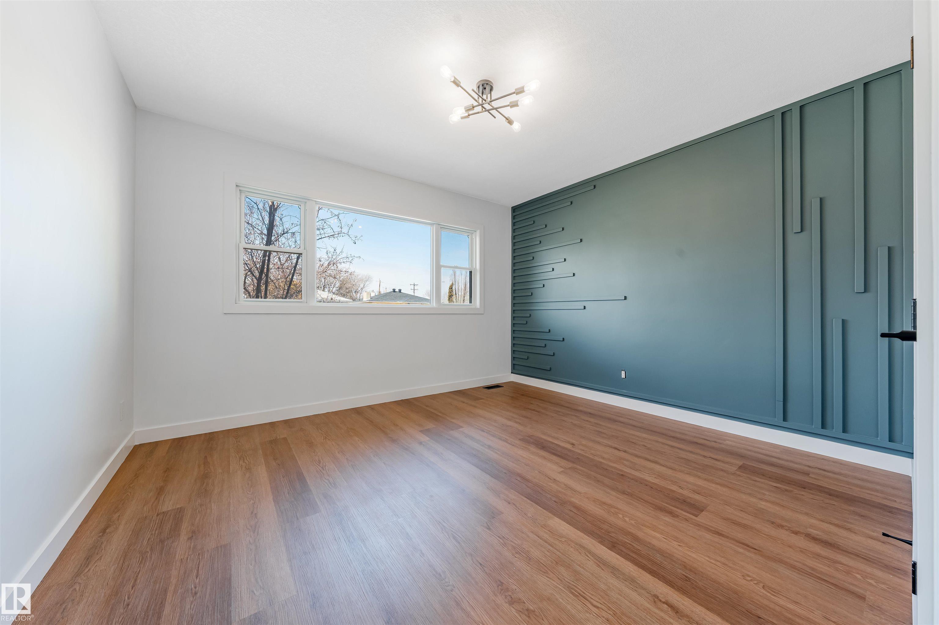 Photo 18 at 12033 54 Street NW, Newton, Edmonton