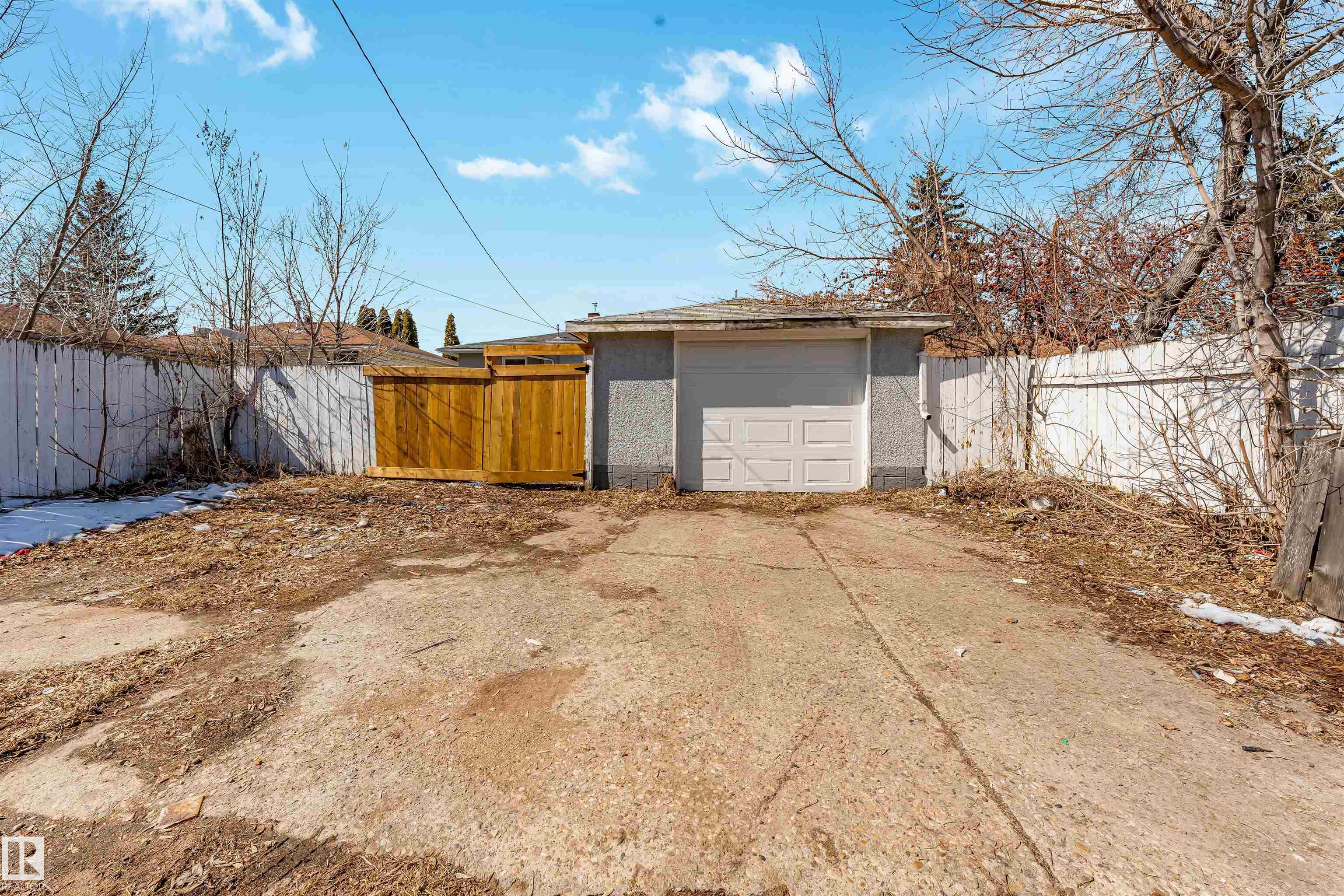 Photo 39 at 12033 54 Street NW, Newton, Edmonton