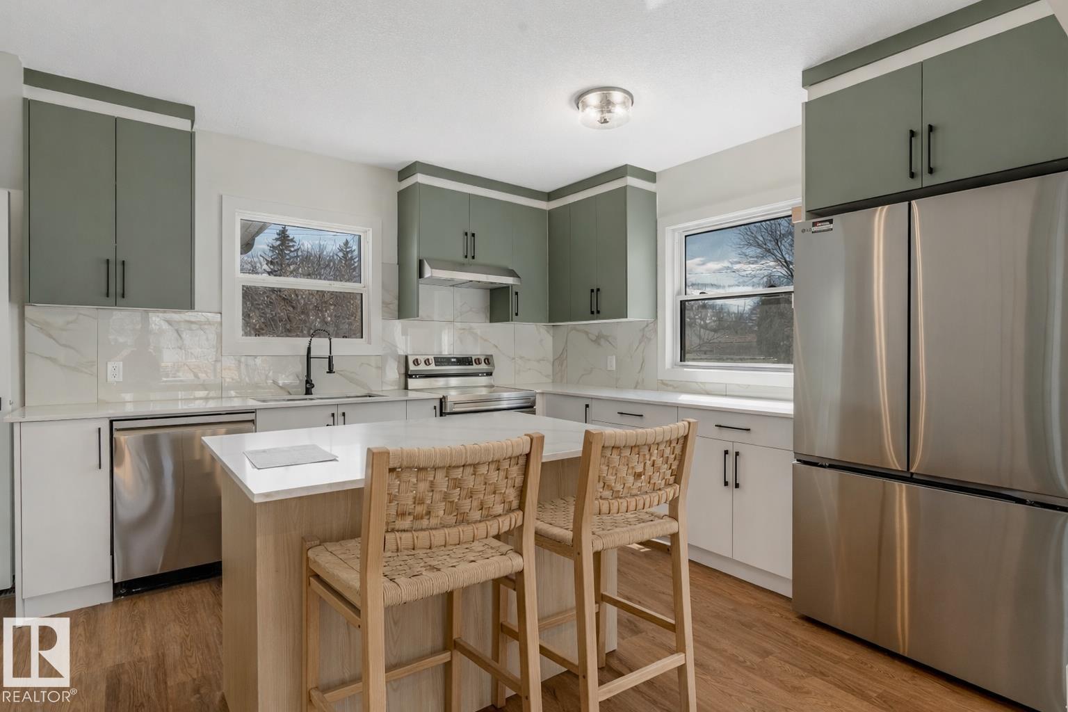 Photo 9 at 12033 54 Street NW, Newton, Edmonton