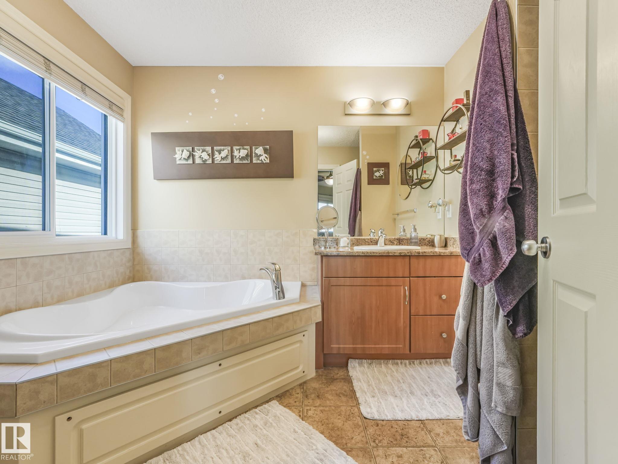 Photo 35 at 3031 Spence Wynd SW, Summerside, Edmonton