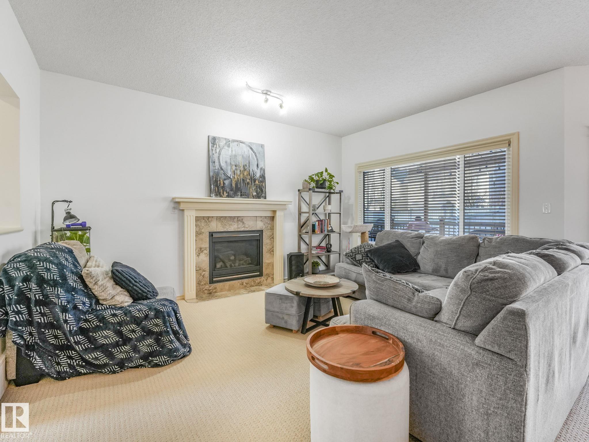 Photo 7 at 3031 Spence Wynd SW, Summerside, Edmonton