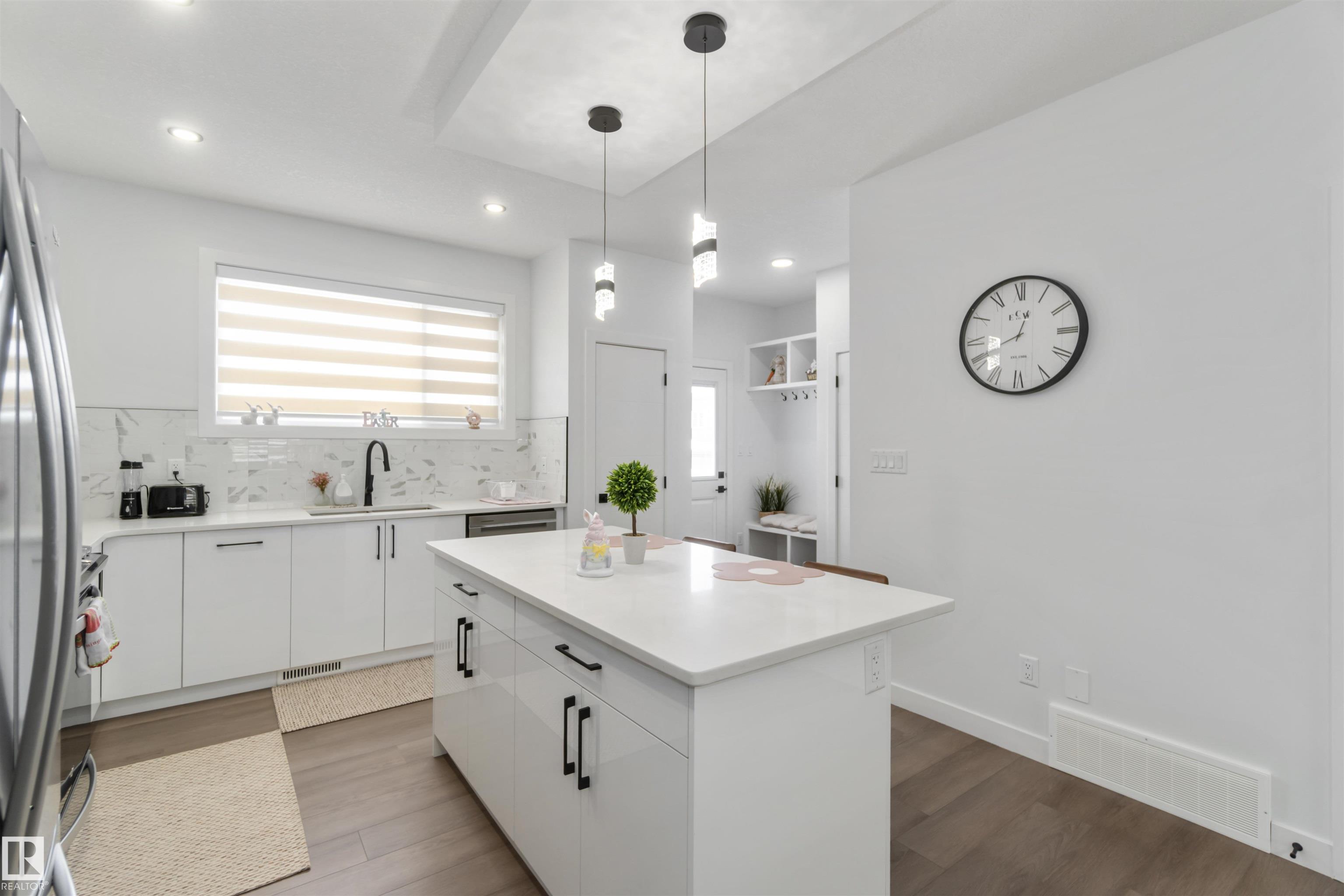 Photo 12 at 124 28 Street SW, Alces, Edmonton