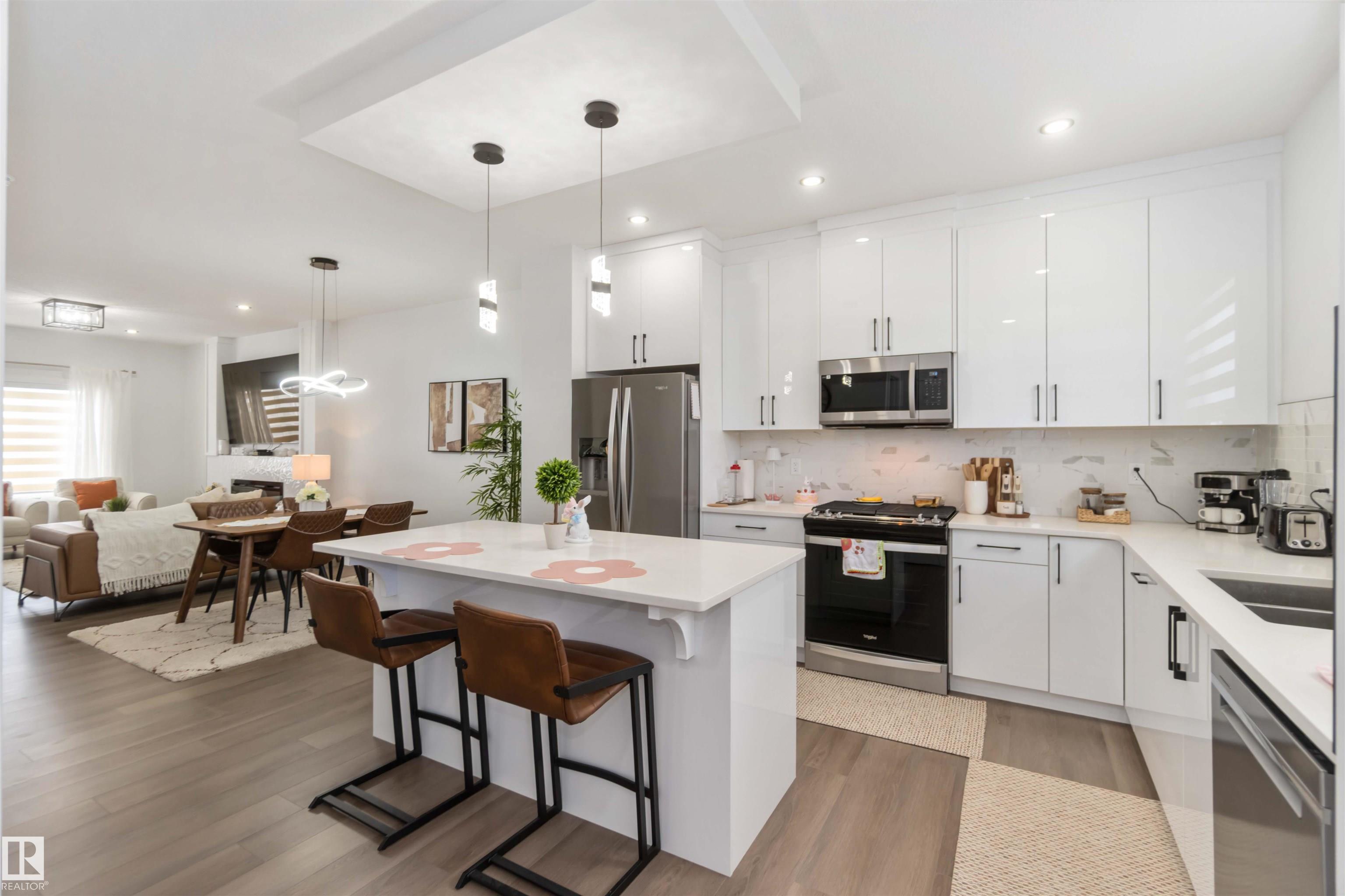 Photo 16 at 124 28 Street SW, Alces, Edmonton