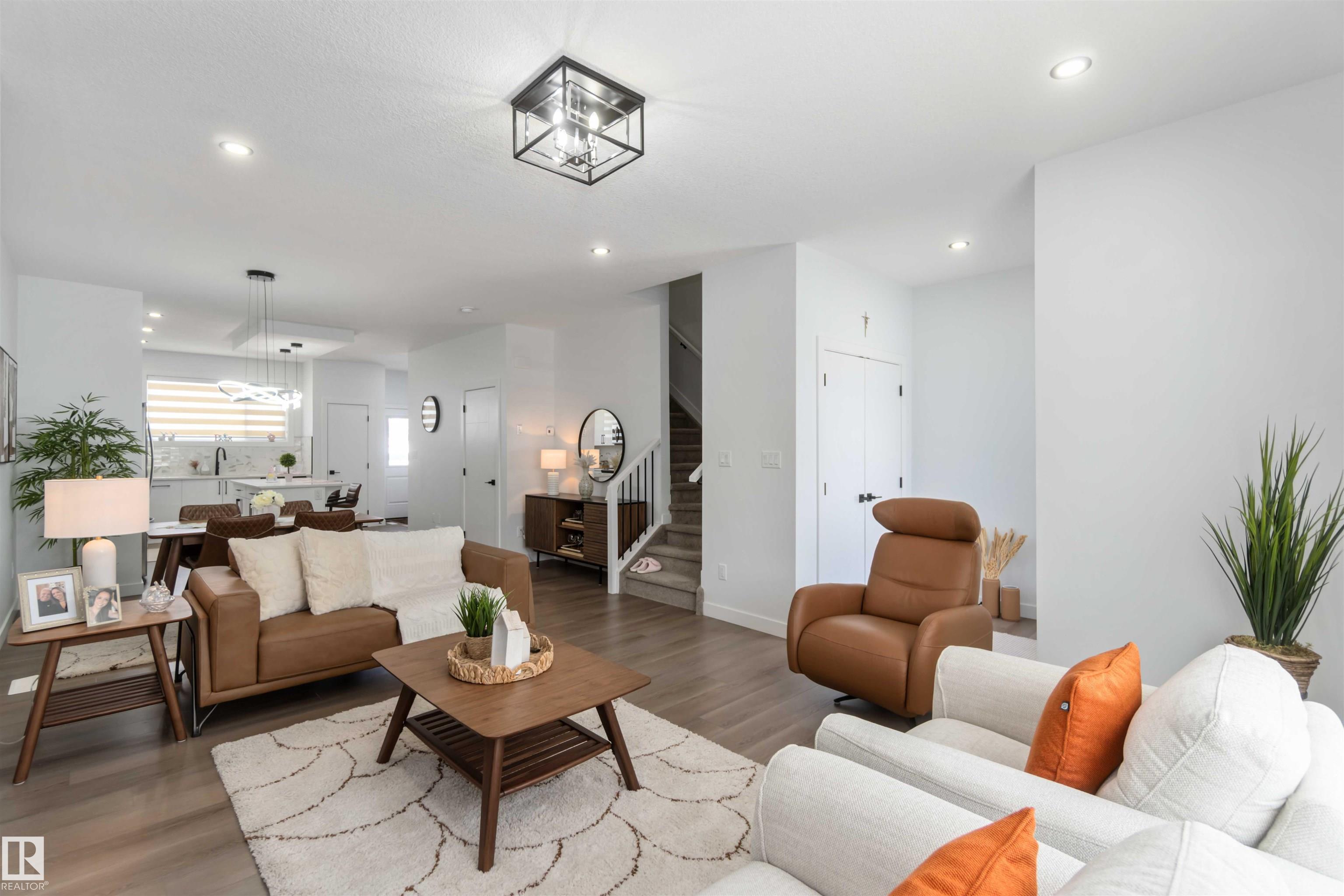 Photo 6 at 124 28 Street SW, Alces, Edmonton