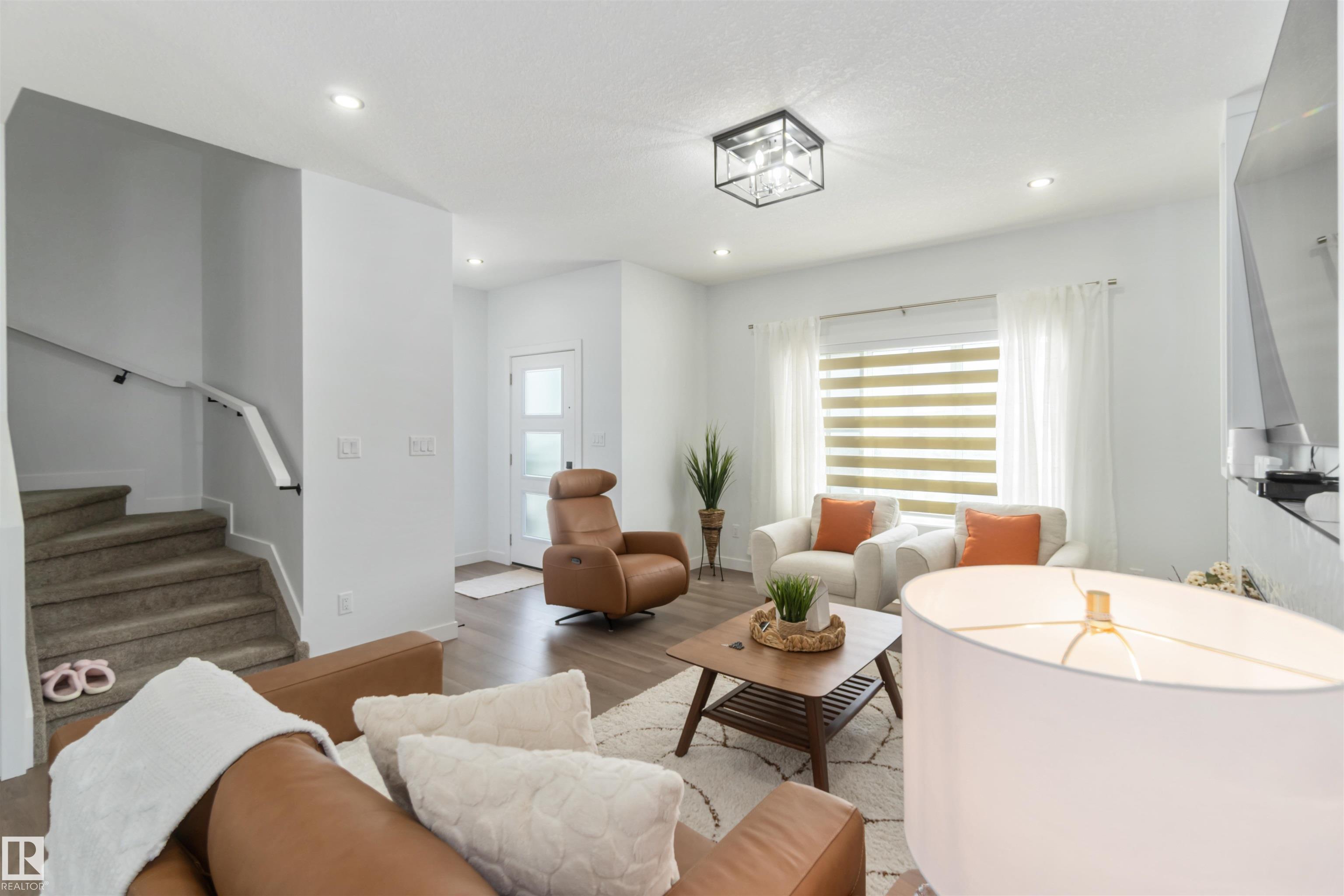 Photo 8 at 124 28 Street SW, Alces, Edmonton