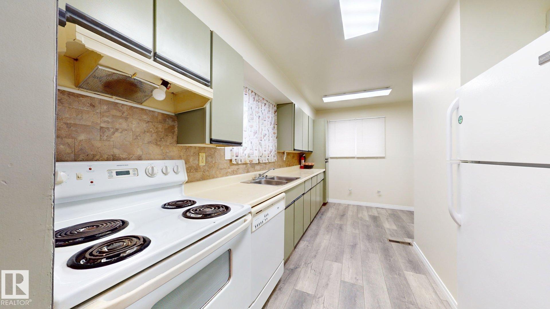 Photo 9 at 45 - 4403 Riverbend Road NW, Ramsay Heights, Edmonton