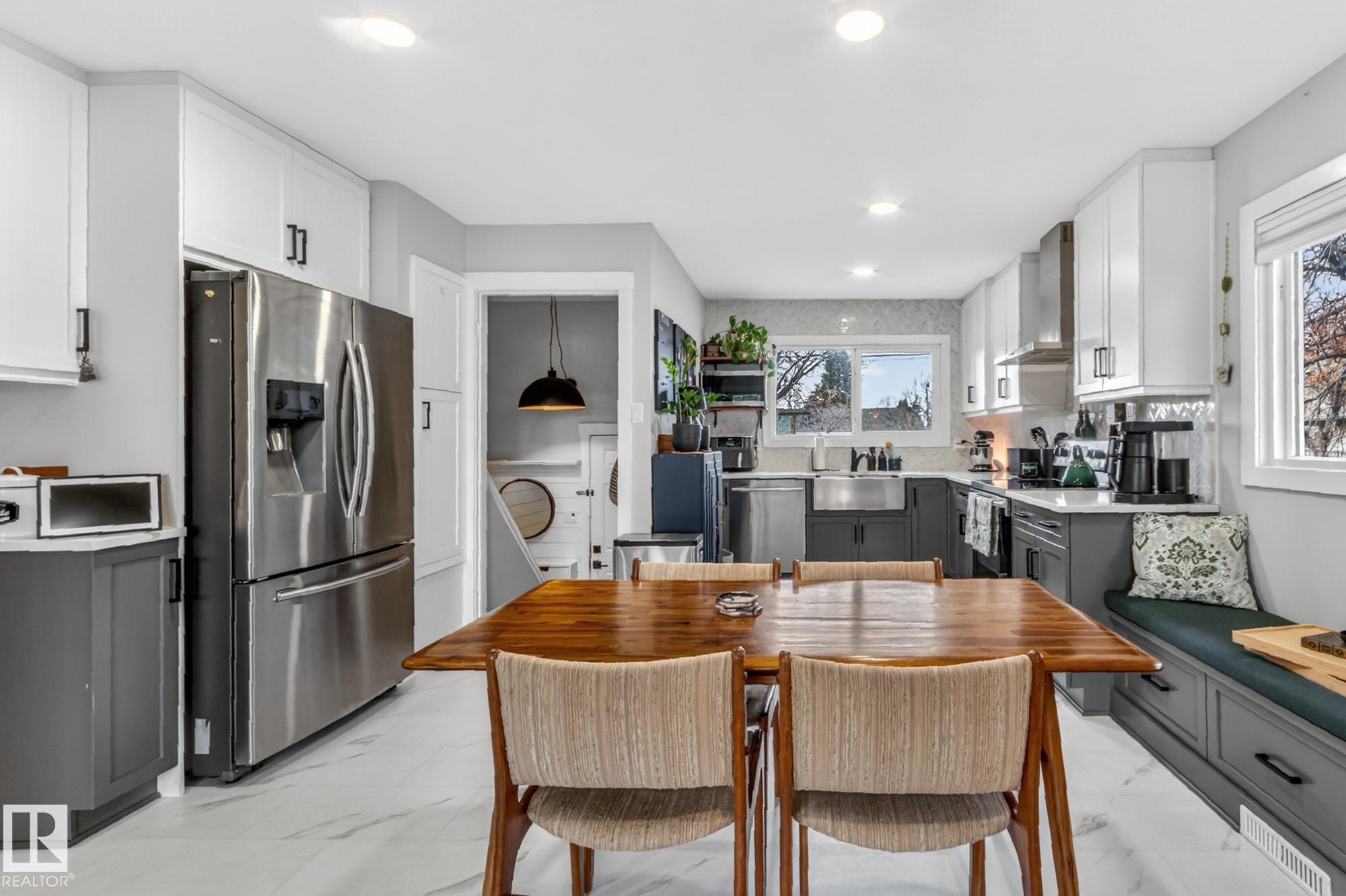 Photo 9 at 7408 92 Avenue NW, Ottewell, Edmonton