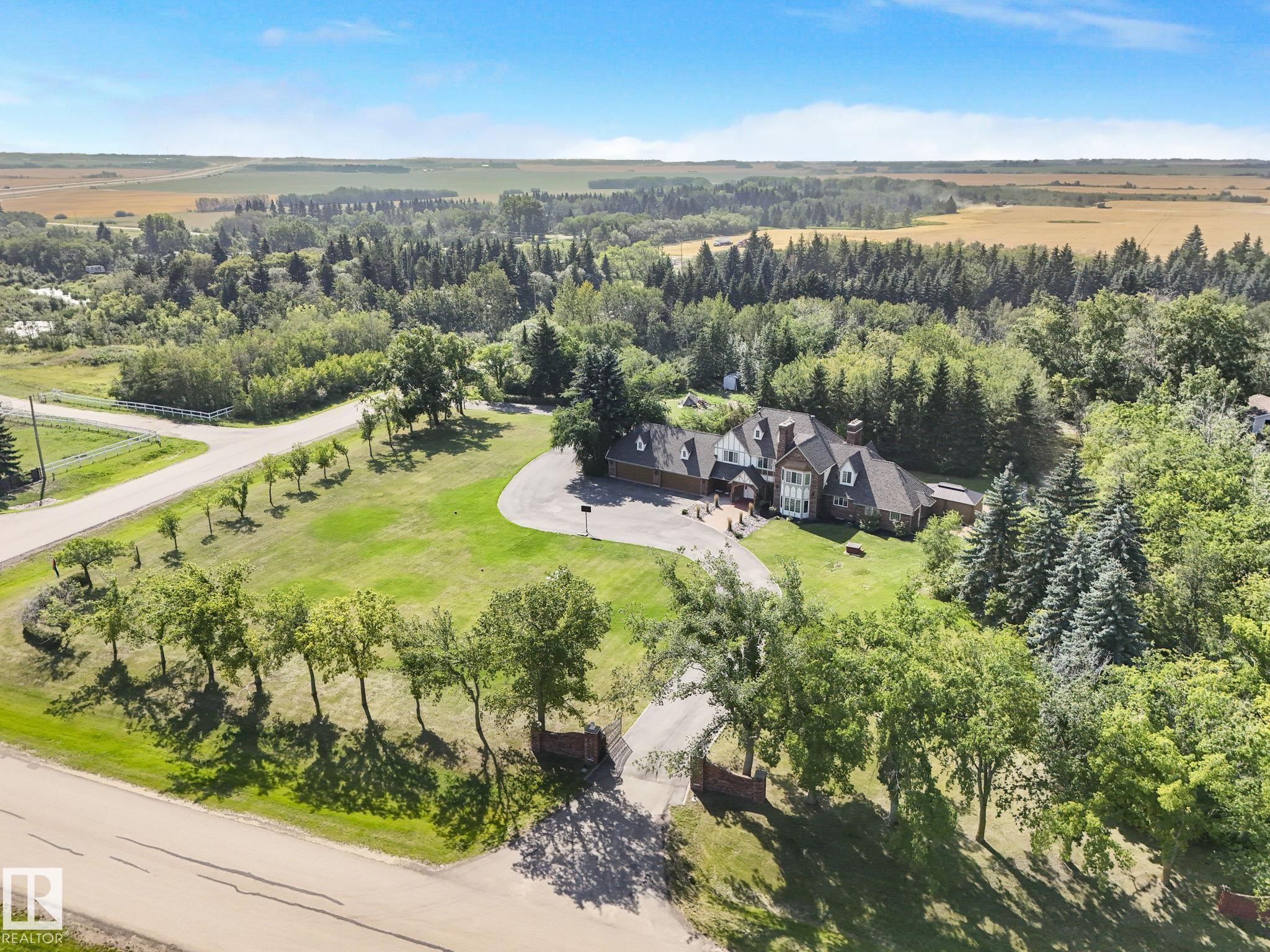 Photo 71 at 5, 54509 Rge Rd 232, Pilon Creek Estate, Rural Sturgeon County