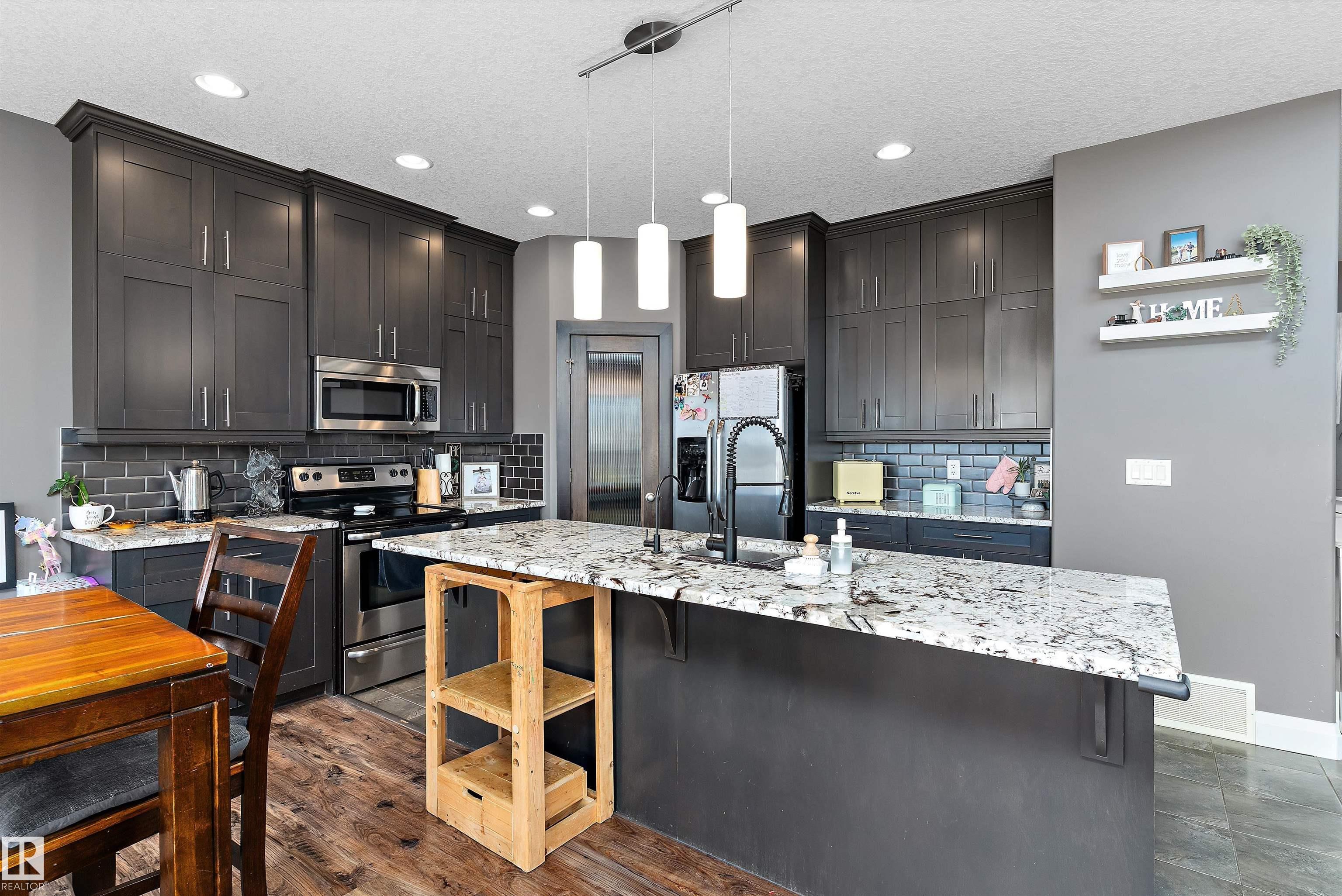 Photo 13 at 10417 97 Street, Morinville