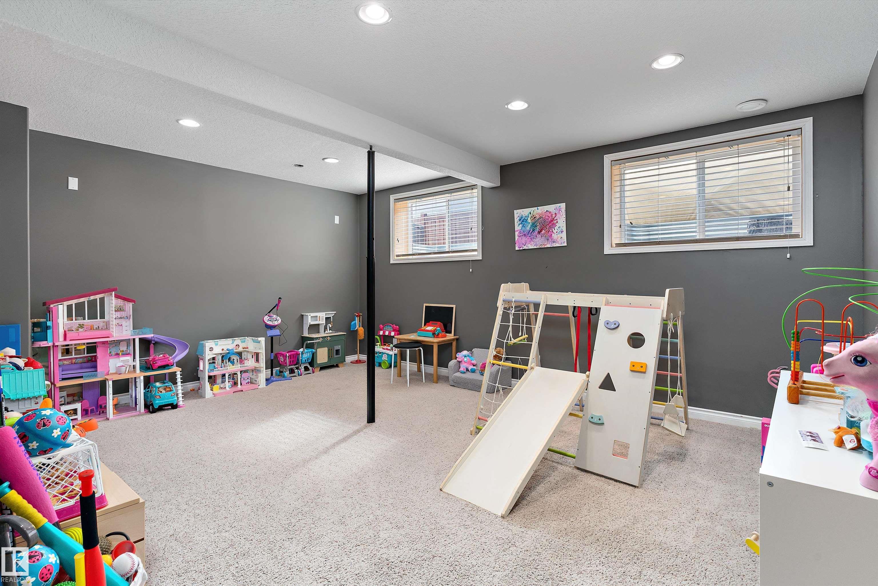 Photo 37 at 10417 97 Street, Morinville