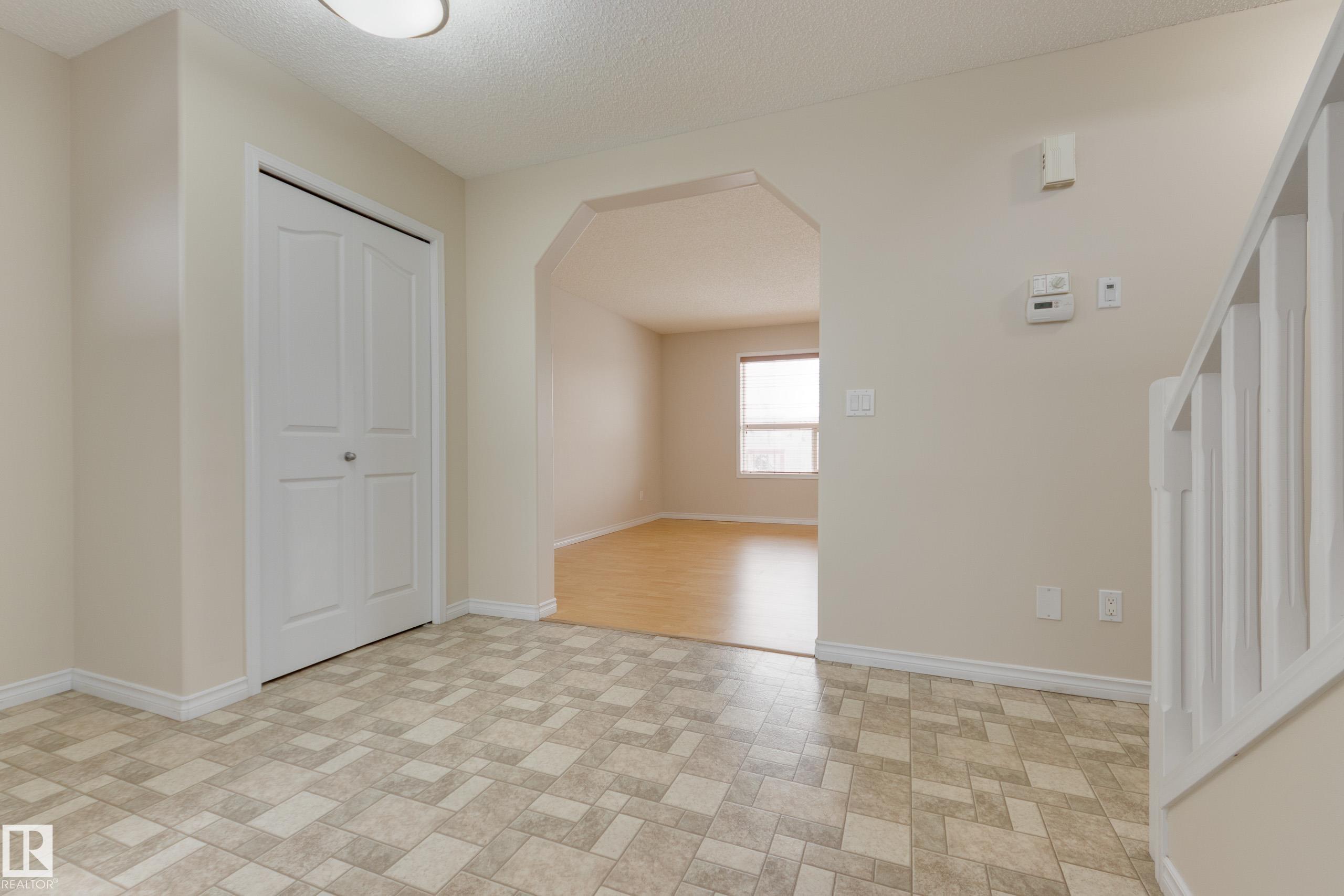 16522 56 Street NW, Hollick-Kenyon, Edmonton