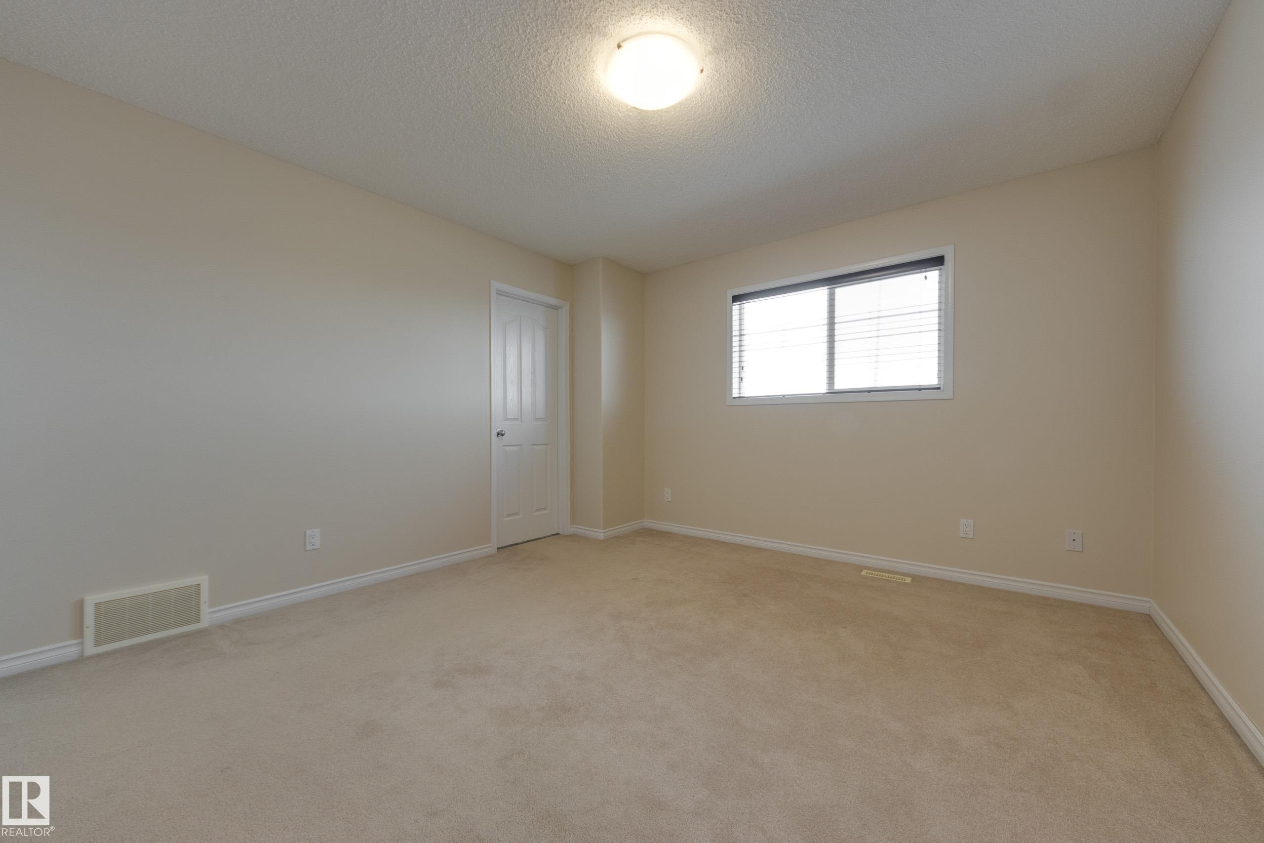 Photo 24 at 16522 56 Street NW, Hollick-Kenyon, Edmonton