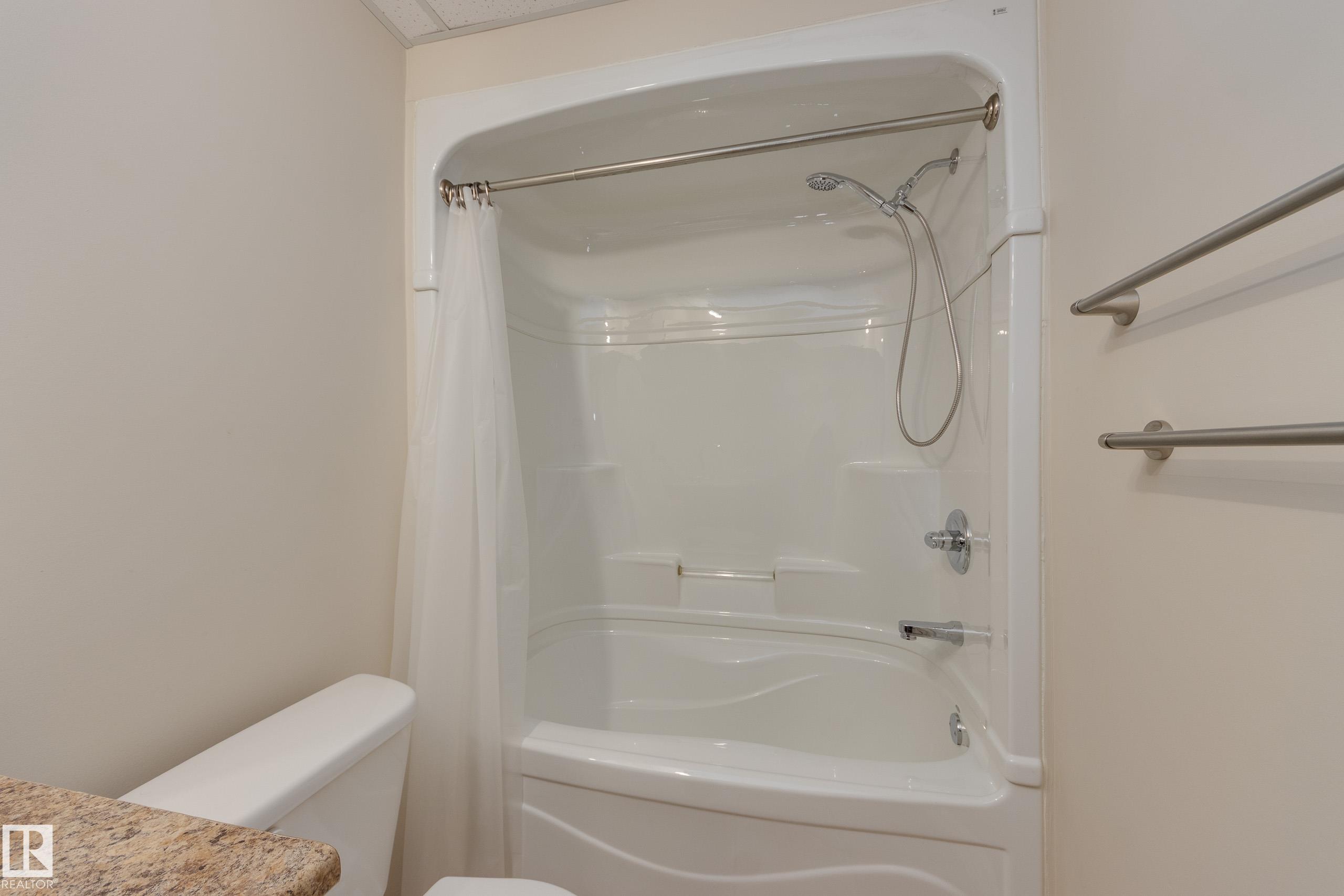 Photo 32 at 16522 56 Street NW, Hollick-Kenyon, Edmonton