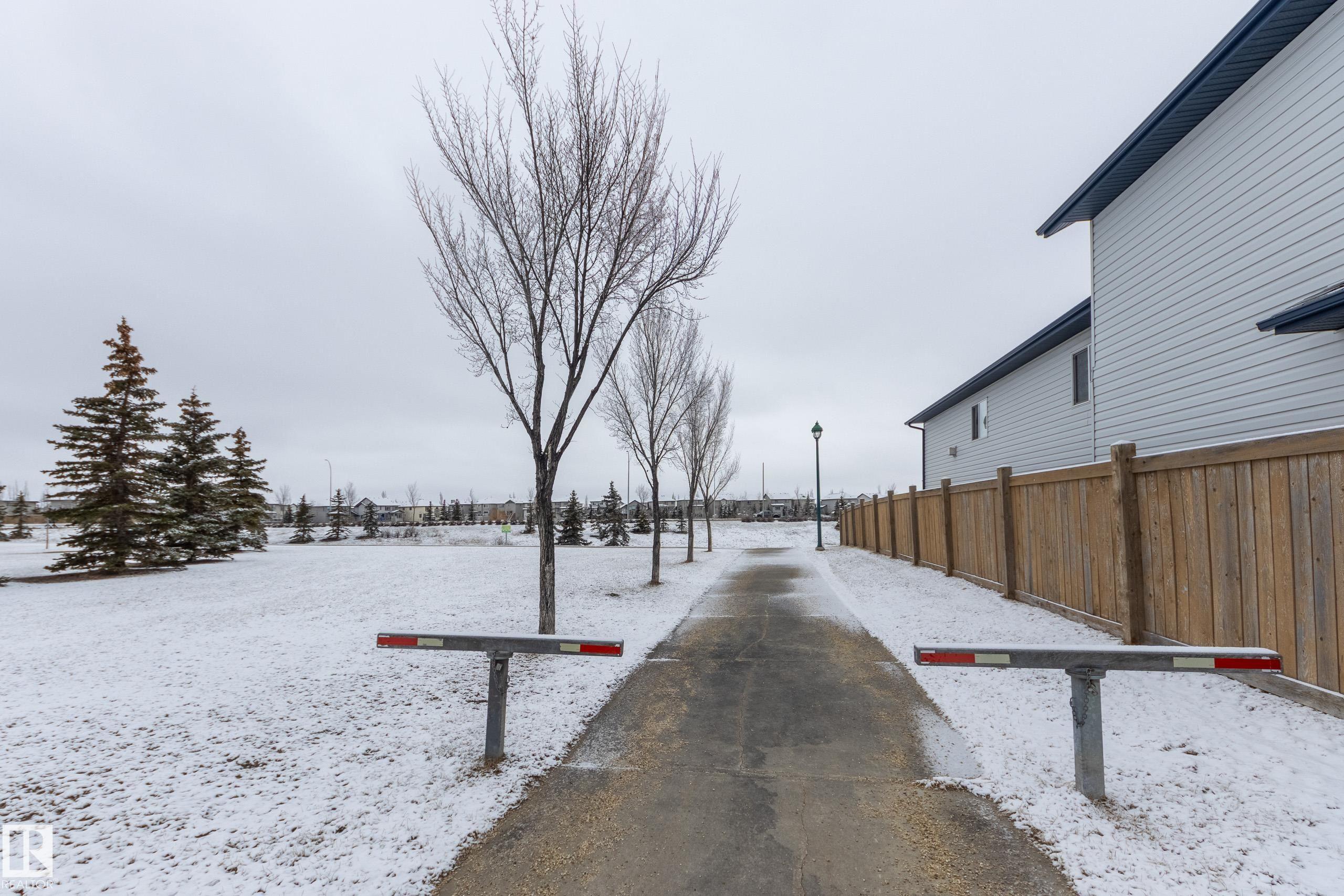 Photo 41 at 16522 56 Street NW, Hollick-Kenyon, Edmonton