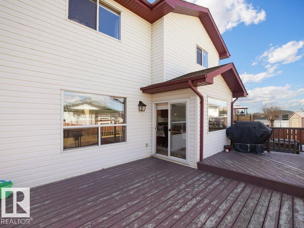 Photo 14 at 5320 156 Avenue NW, Hollick-Kenyon, Edmonton