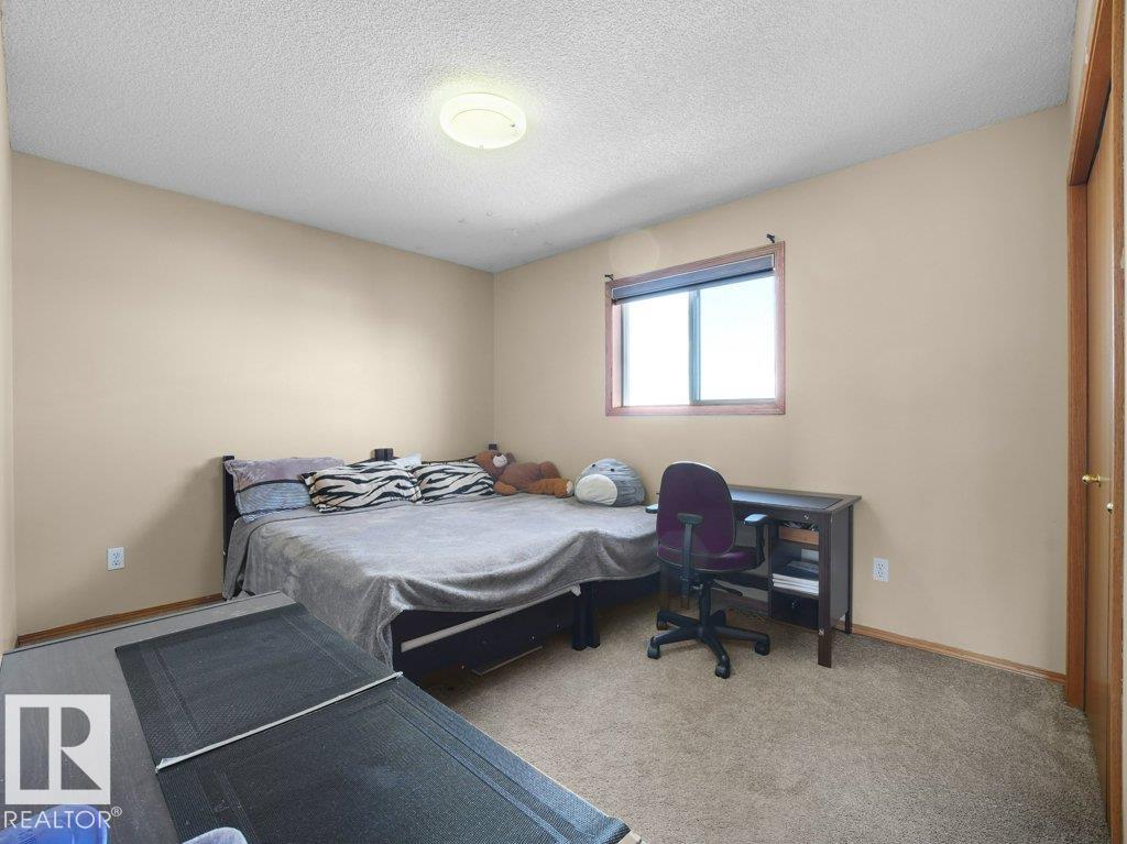 Photo 38 at 5320 156 Avenue NW, Hollick-Kenyon, Edmonton