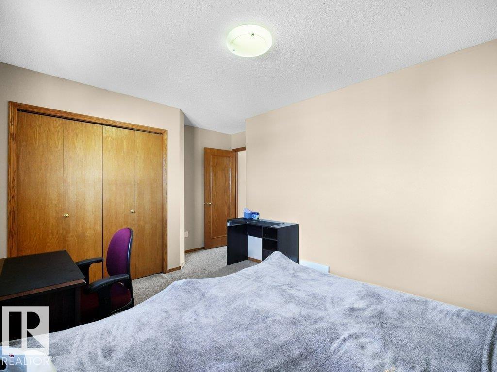 Photo 39 at 5320 156 Avenue NW, Hollick-Kenyon, Edmonton