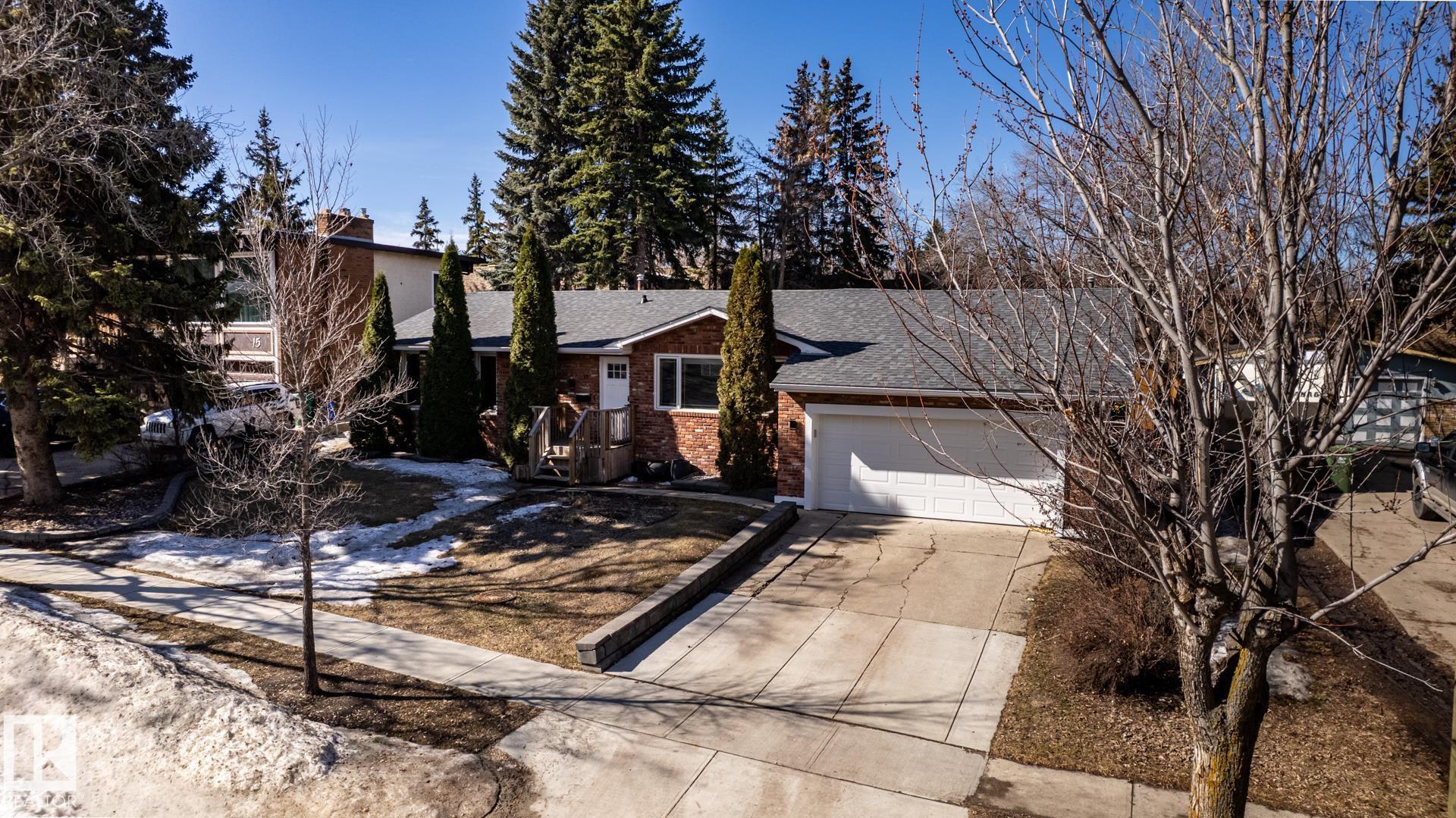 17 Spruce Crescent, Sturgeon Heights, St. Albert