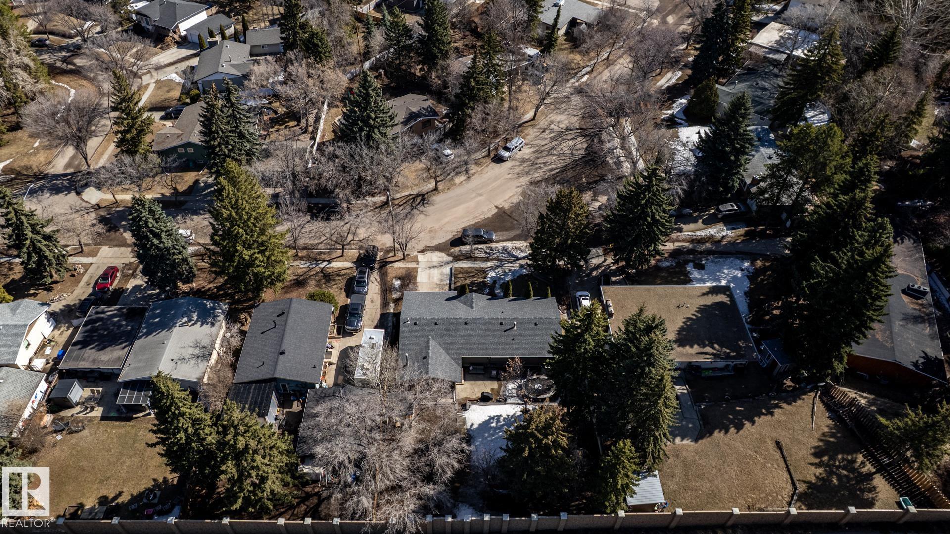 17 Spruce Crescent, Sturgeon Heights, St. Albert