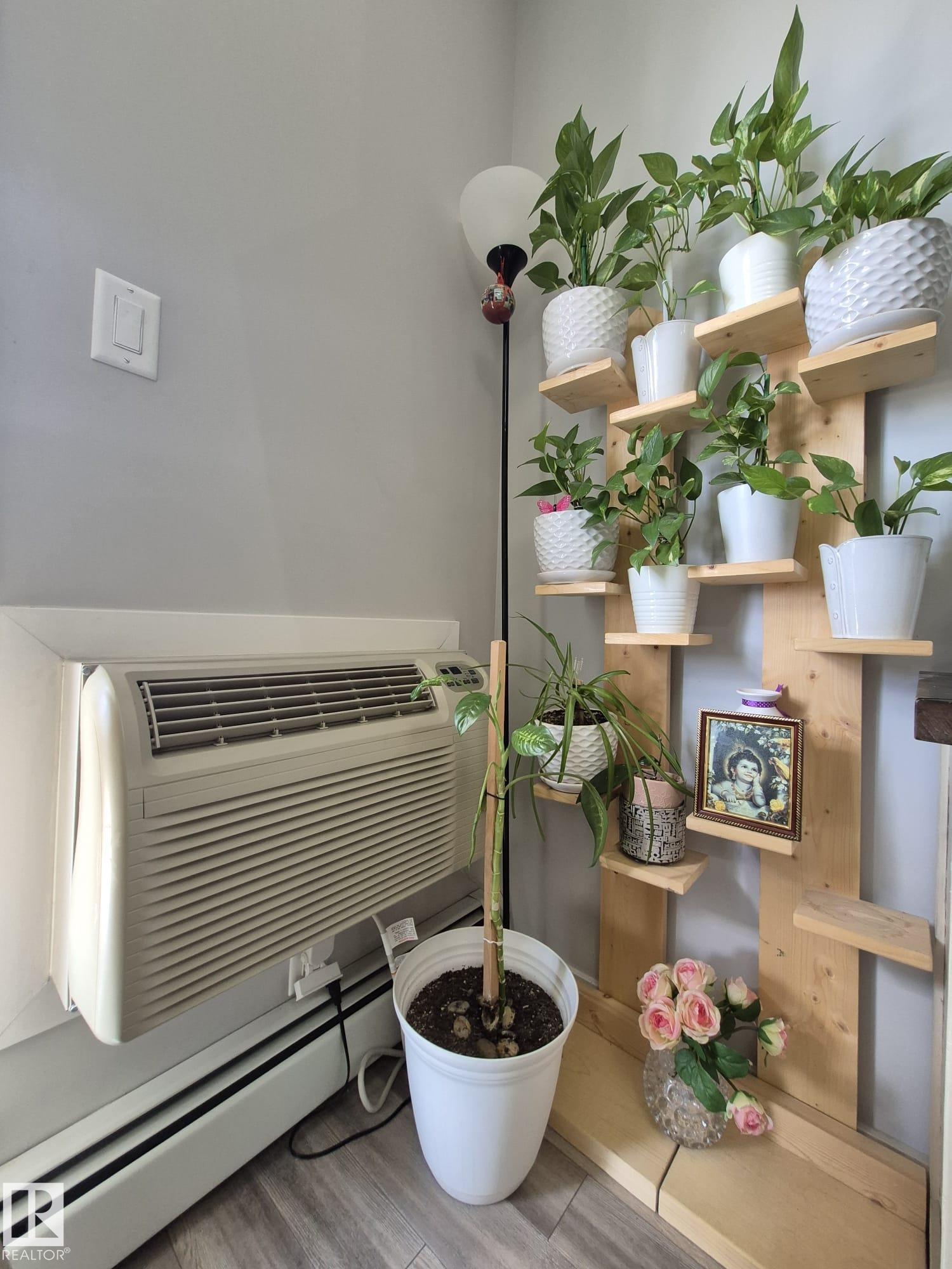 Photo 18 at 303 - 812 Welsh Drive SW, Walker, Edmonton