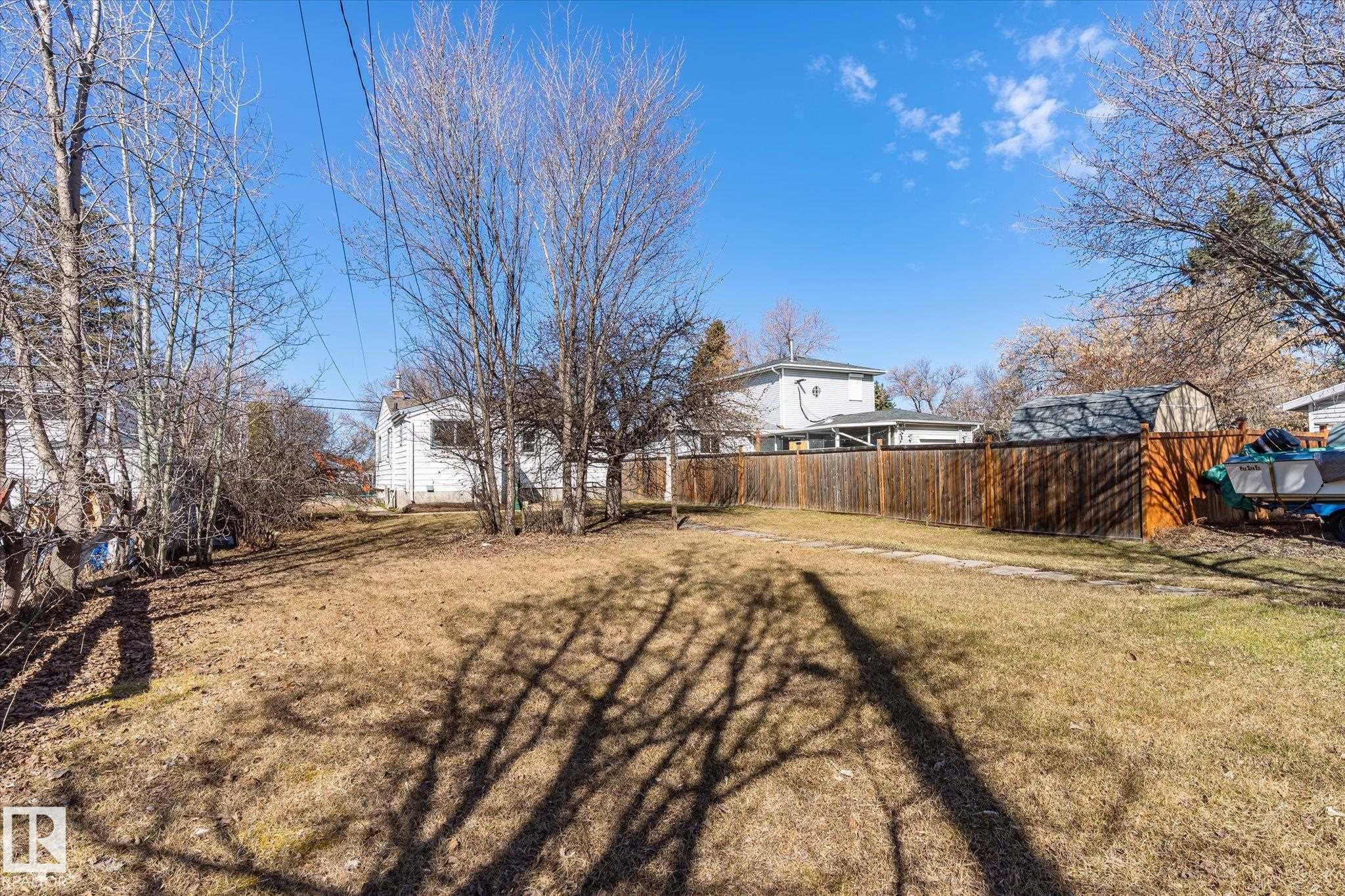 Photo 30 at 10439 159 Street NW, Britannia Youngstown, Edmonton