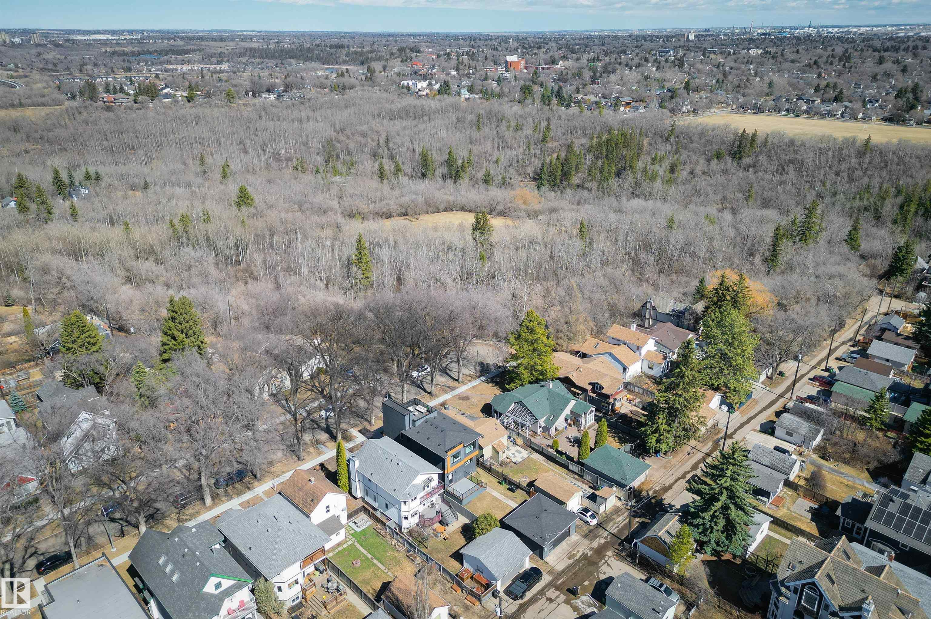 Photo 39 at 9741 90 Avenue NW, Strathcona, Edmonton