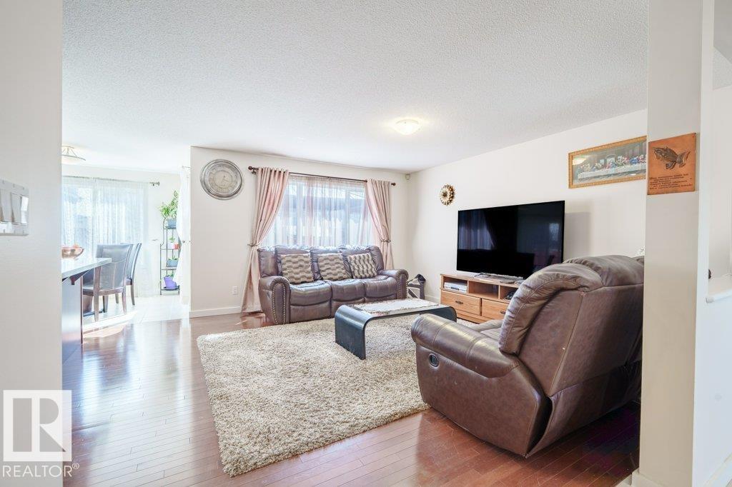 Photo 6 at 6131 12 Avenue SW, Walker, Edmonton