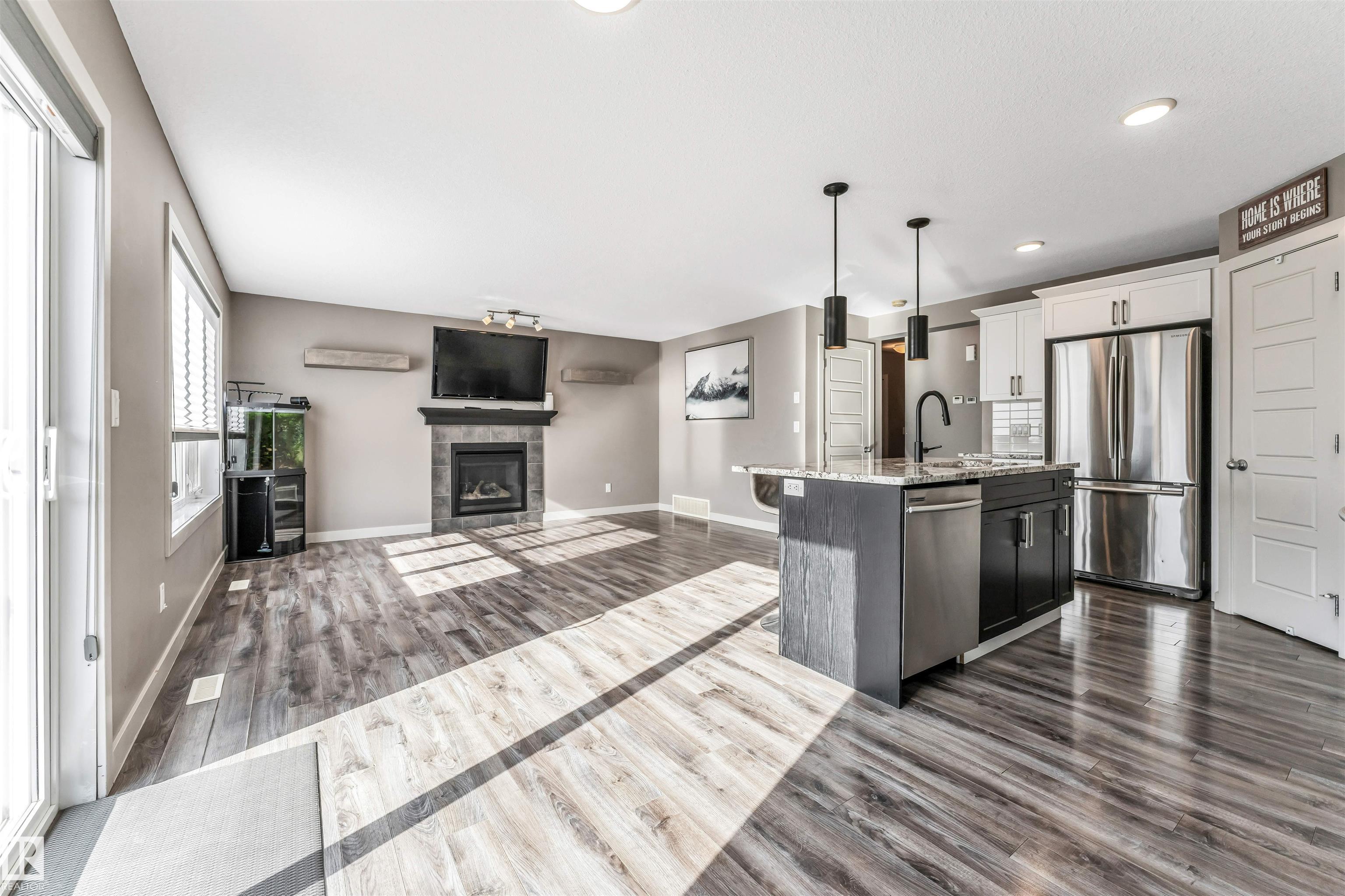 Photo 16 at 4812 37 Street, Forest Heights, Beaumont