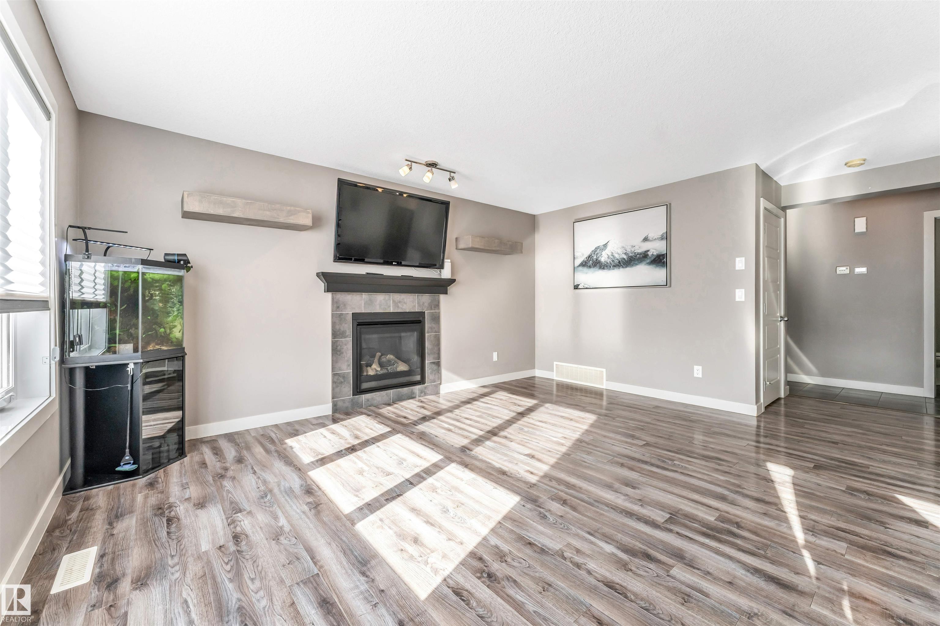 Photo 17 at 4812 37 Street, Forest Heights, Beaumont