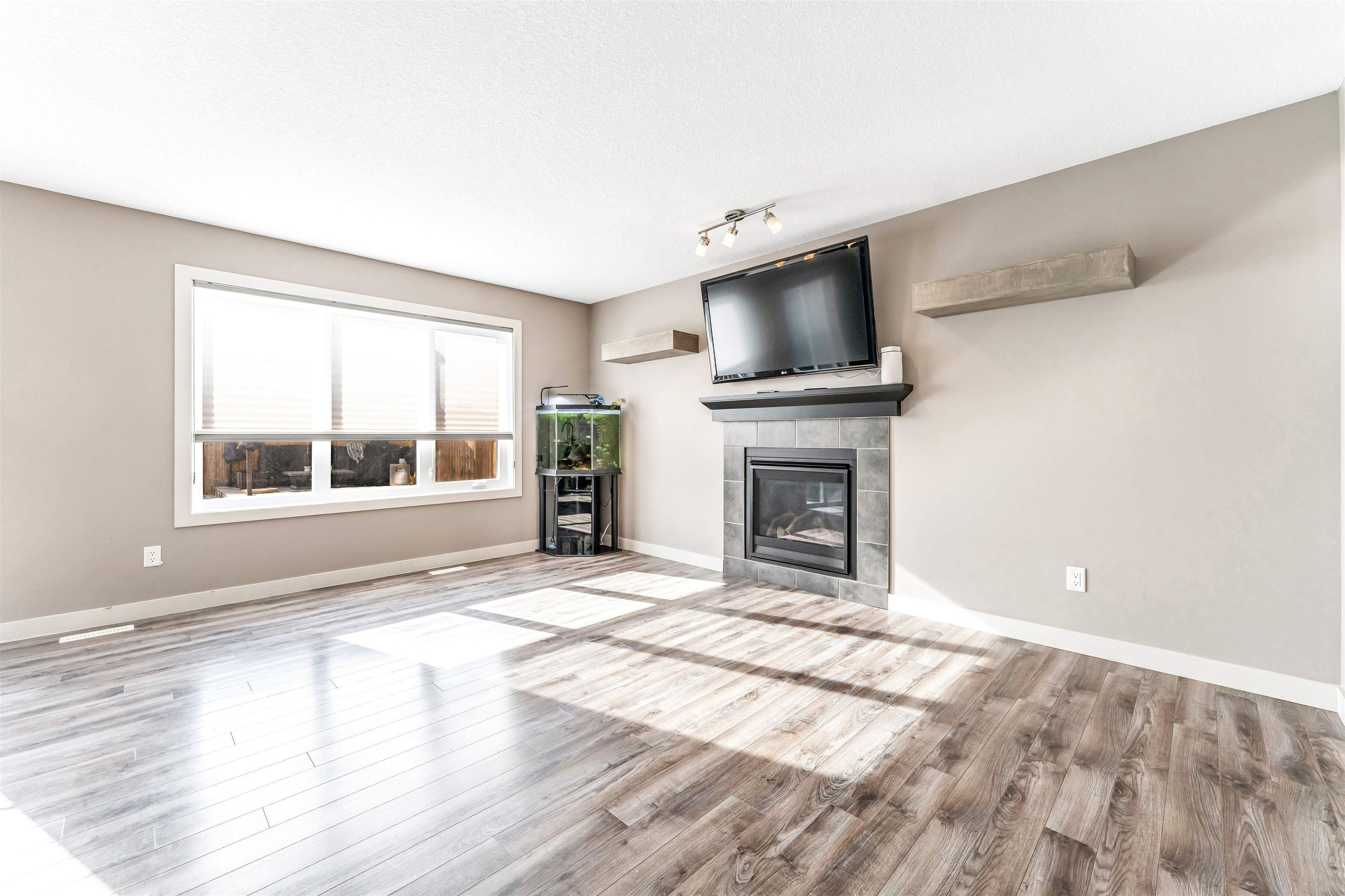 Photo 18 at 4812 37 Street, Forest Heights, Beaumont