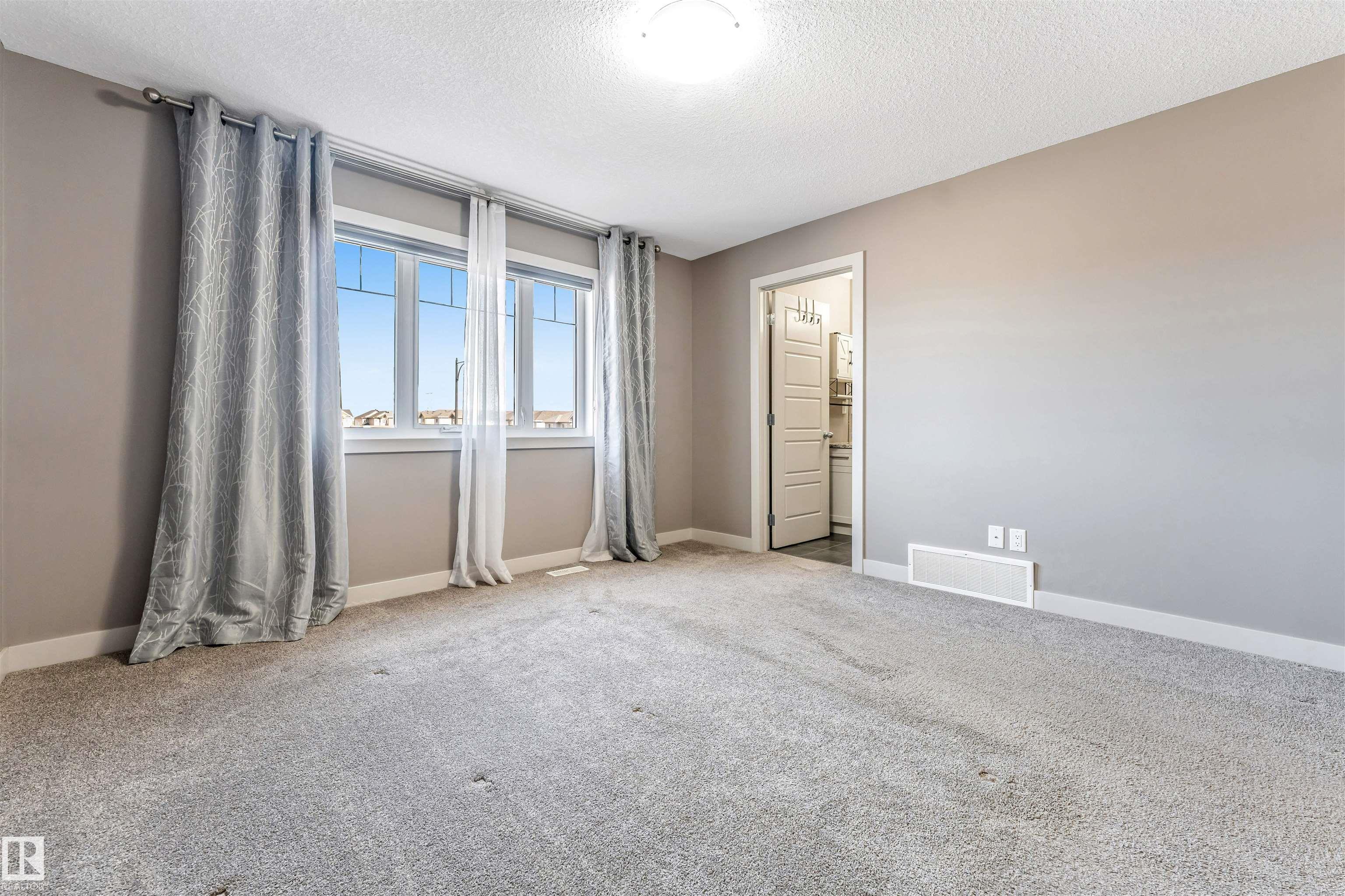 Photo 32 at 4812 37 Street, Forest Heights, Beaumont