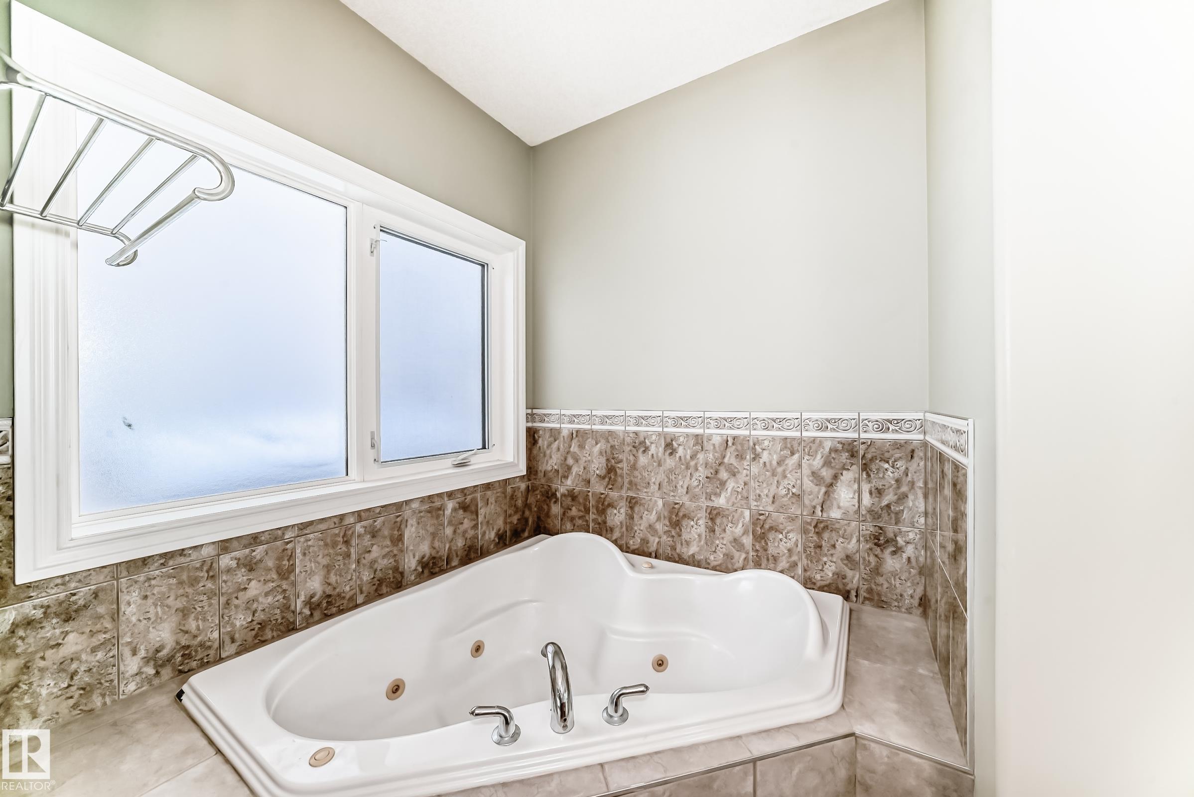 Photo 32 at 1605 Haswell Court NW, Haddow, Edmonton