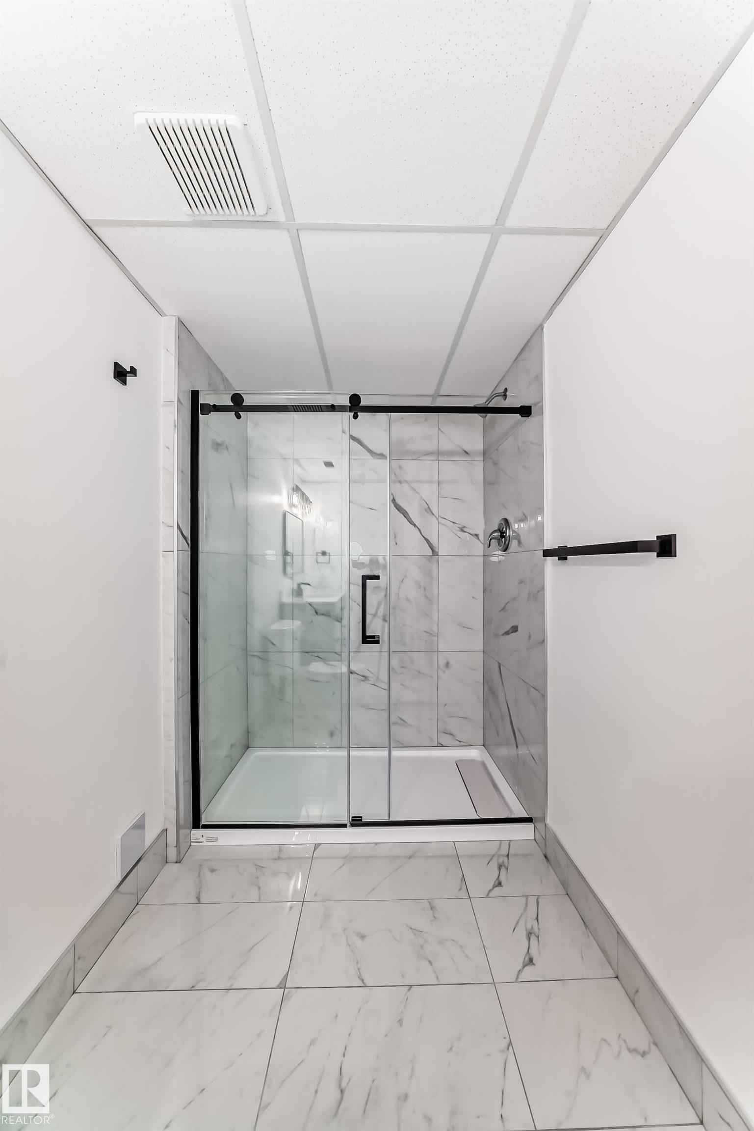 Photo 48 at 4008 37 Avenue NW, Kiniski Gardens, Edmonton