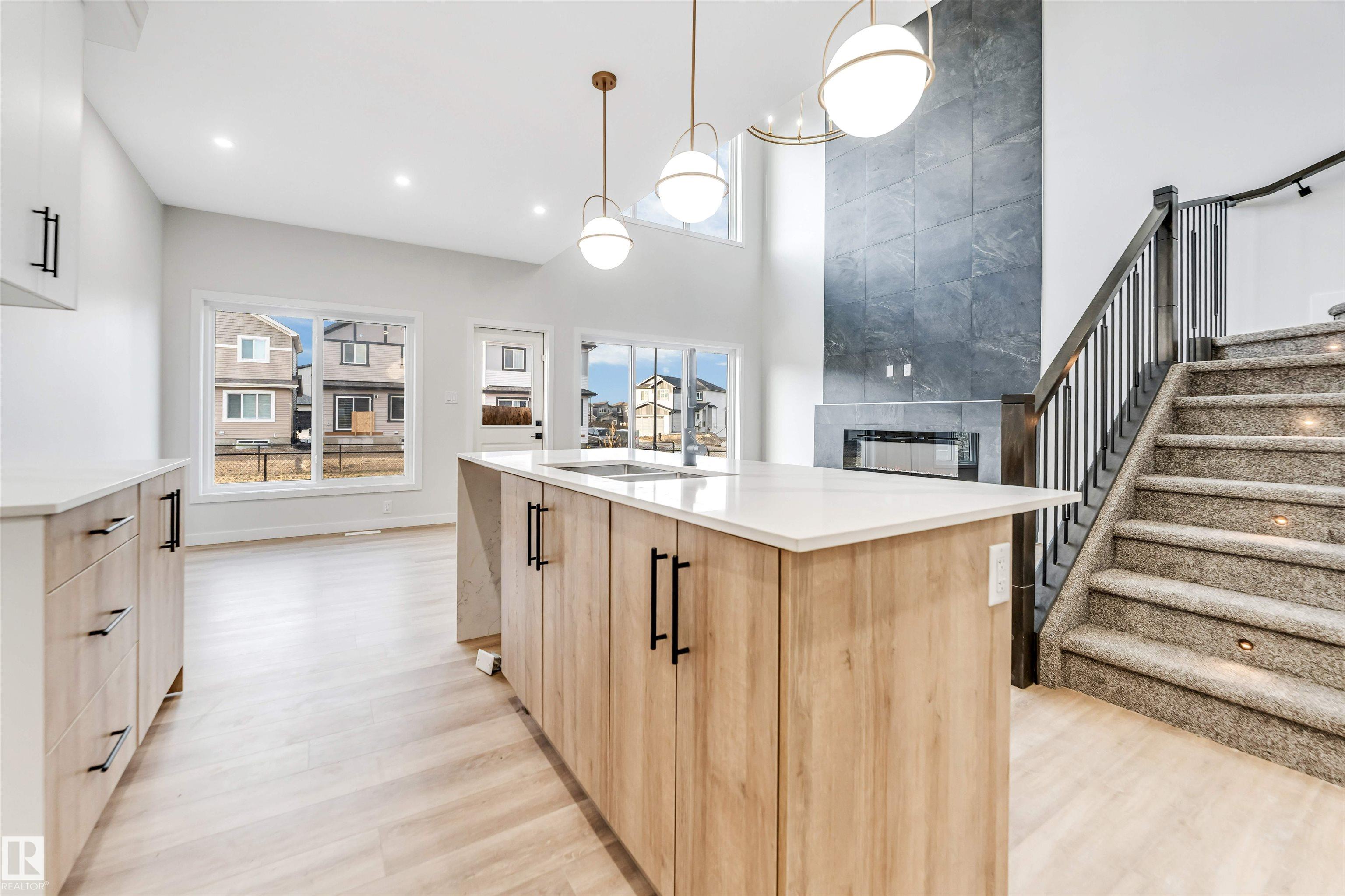 8712 181 Avenue NW, Klarvatten, Edmonton