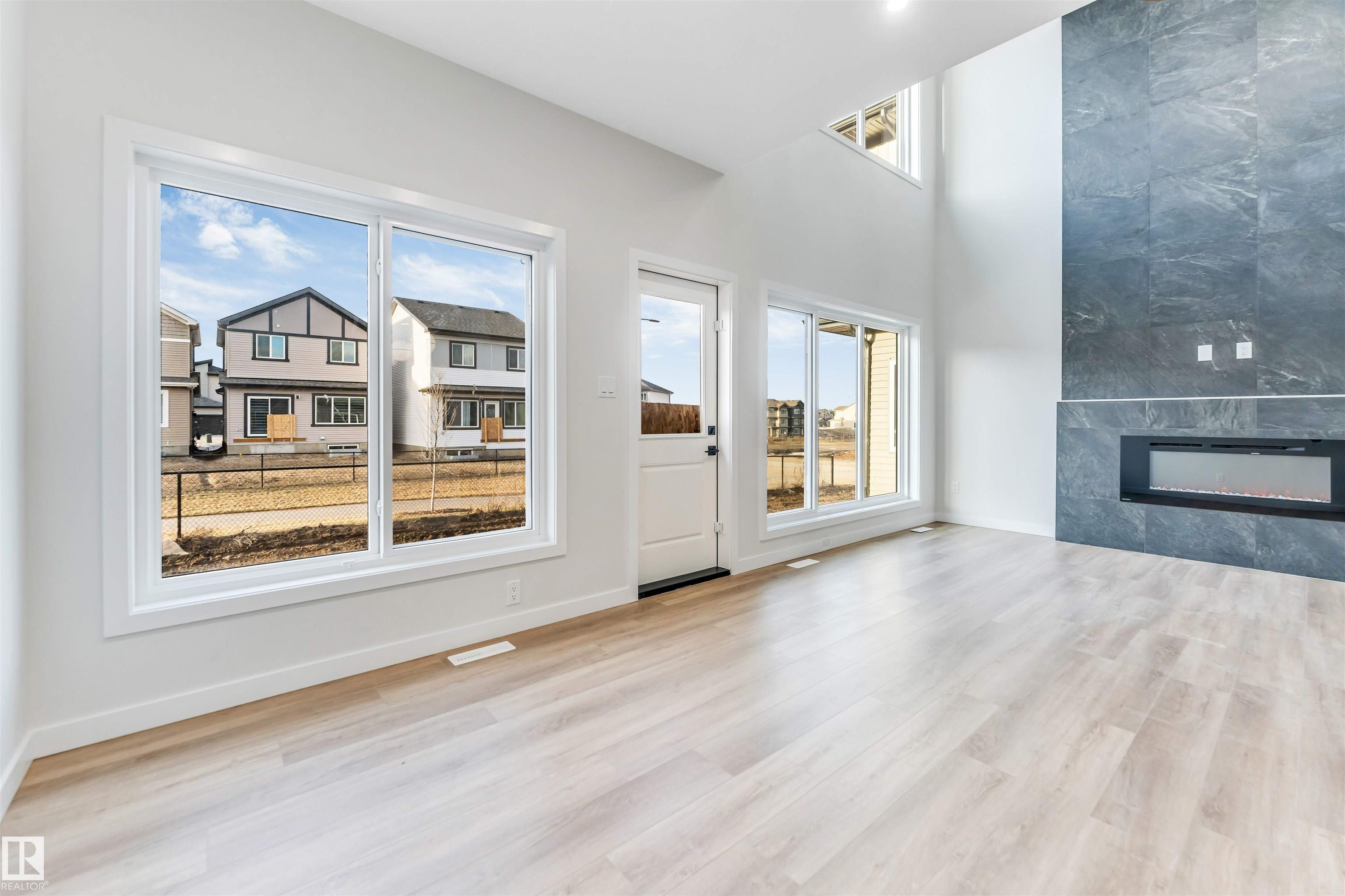Photo 6 at 8712 181 Avenue NW, Klarvatten, Edmonton