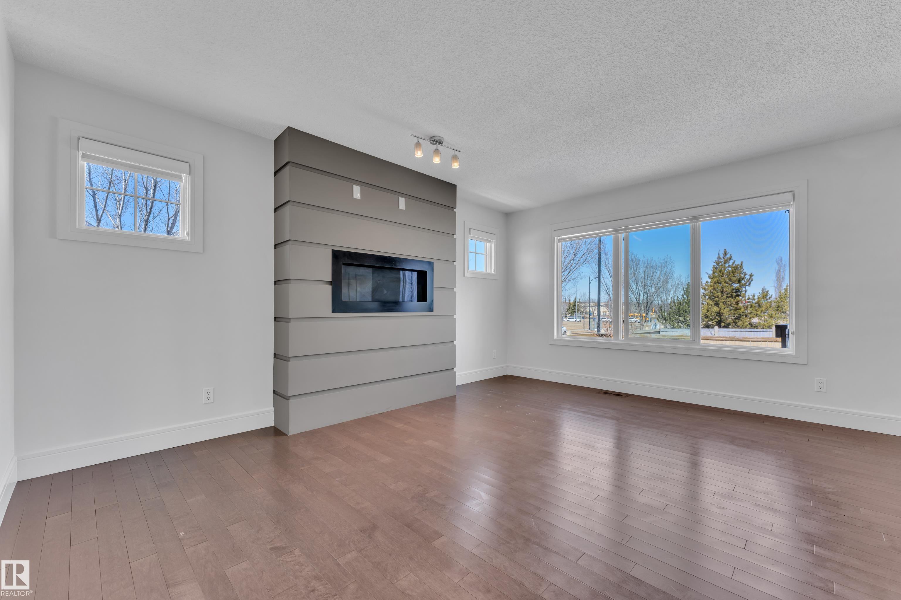 Photo 10 at 6156 11 Avenue SW, Walker, Edmonton