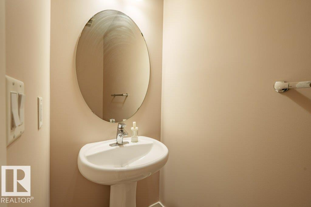 Photo 20 at 6103 18 Avenue SW, Walker, Edmonton