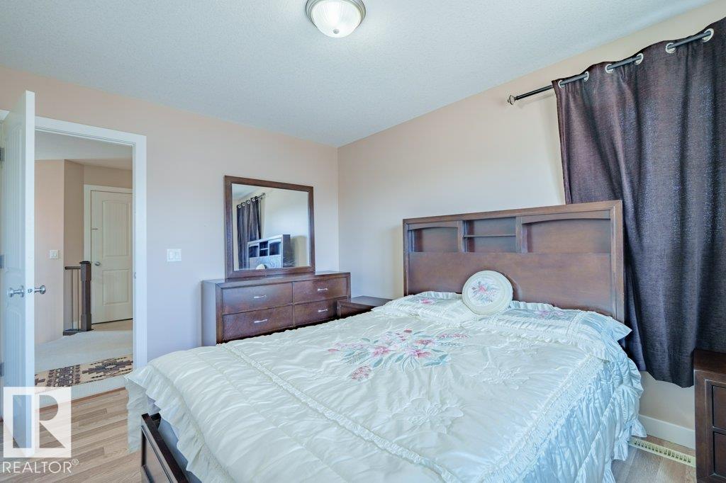 Photo 36 at 6103 18 Avenue SW, Walker, Edmonton