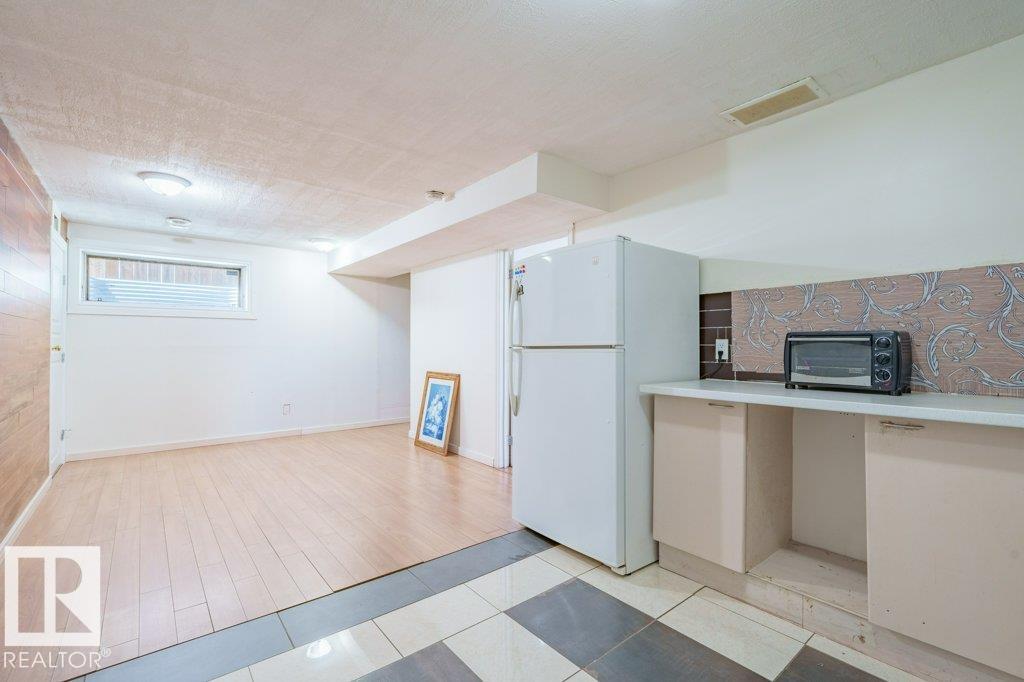 Photo 45 at 6103 18 Avenue SW, Walker, Edmonton