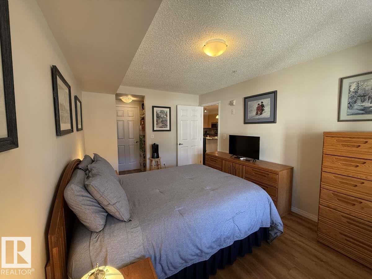 https://zimg.paragon.ice.com/ParagonImages/Property/PM/RAE/225396241/15/0/0/70fb2522d24c05903634603b27e507b9/1/ab9d9d0713c03a3540de5854242a8804/225396241-6d00e497-84d3-44c9-b413-96de5f0c1929.JPG