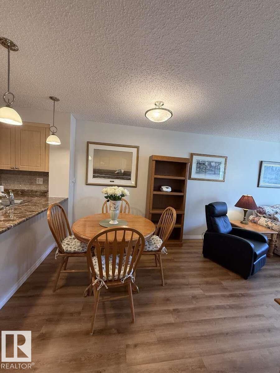 https://zimg.paragon.ice.com/ParagonImages/Property/PM/RAE/225396241/7/0/0/e0a0457708d5d0fdb5d3a4650bbef6e0/1/ab9d9d0713c03a3540de5854242a8804/225396241-5a4a8544-5e0d-4aab-9d24-5d0953cb911f.JPG