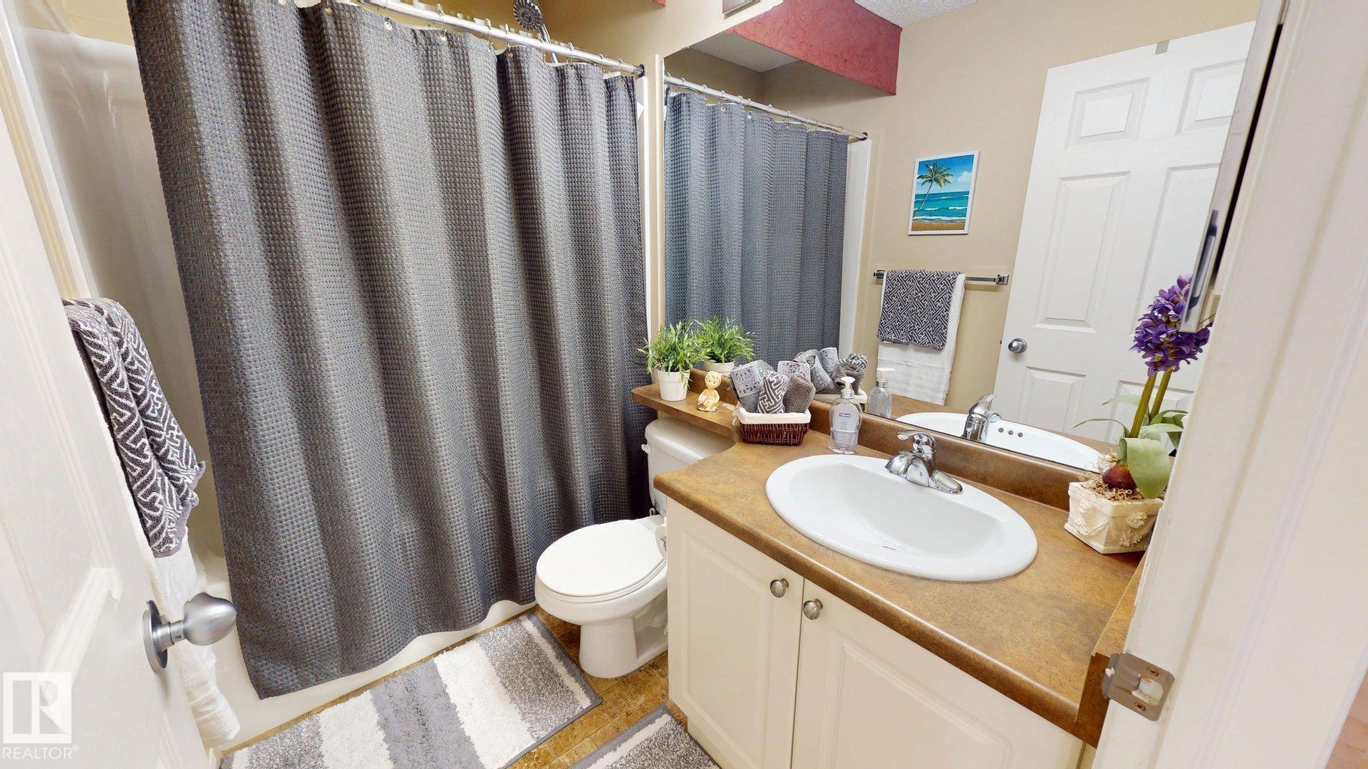 Photo 18 at 8704 175 Avenue NW, Klarvatten, Edmonton