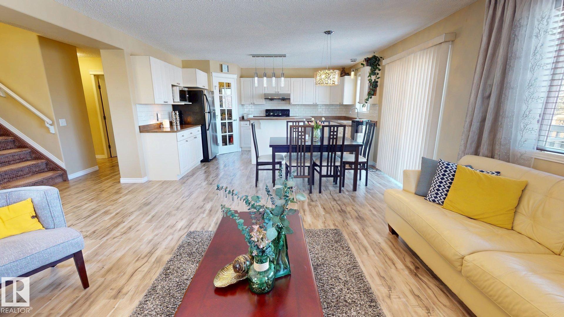 8704 175 Avenue NW, Klarvatten, Edmonton